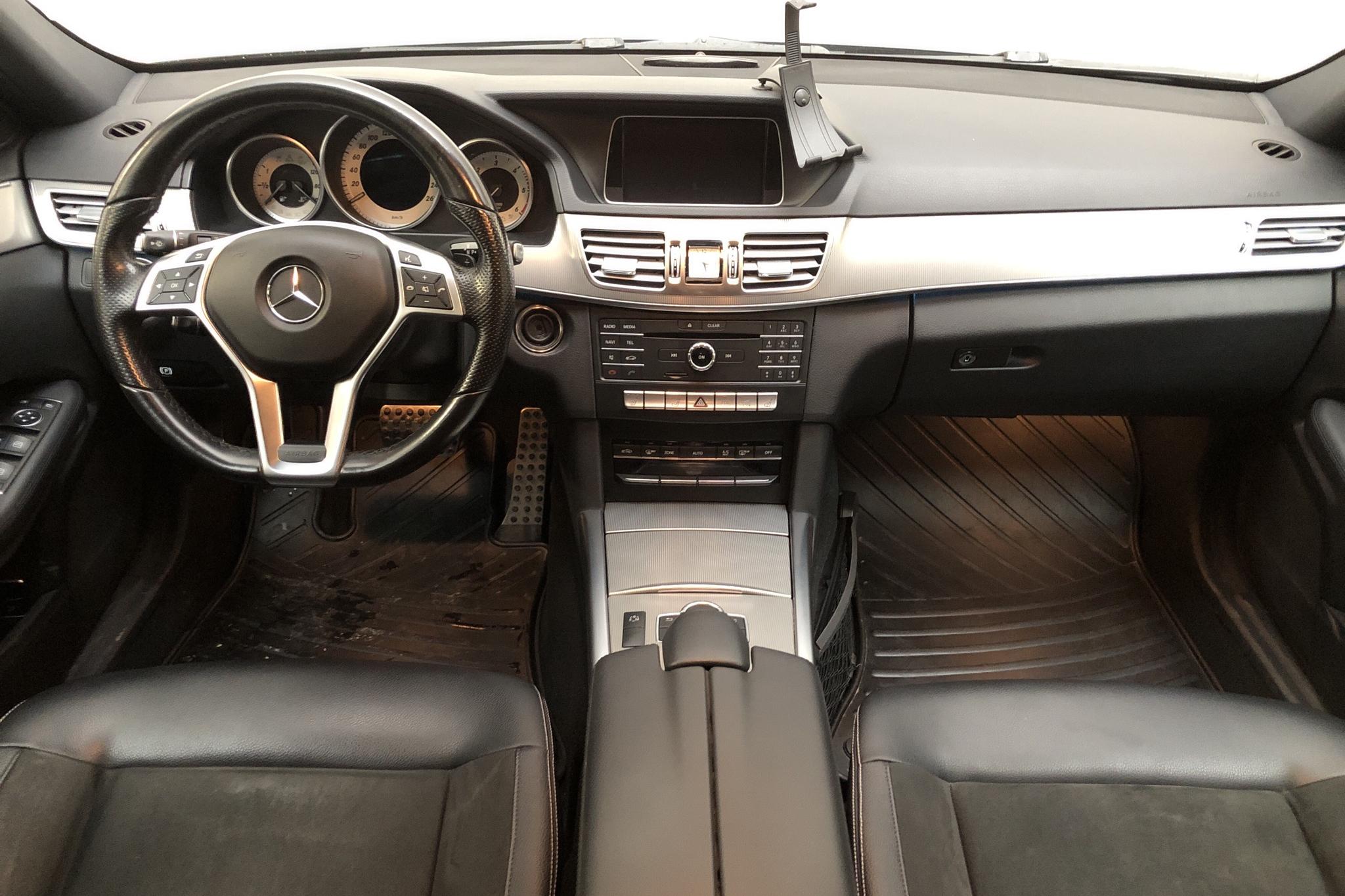 Mercedes E 220 CDI BlueTEC Kombi S212 (170hk) - 134 100 km - Automatic - gray - 2016
