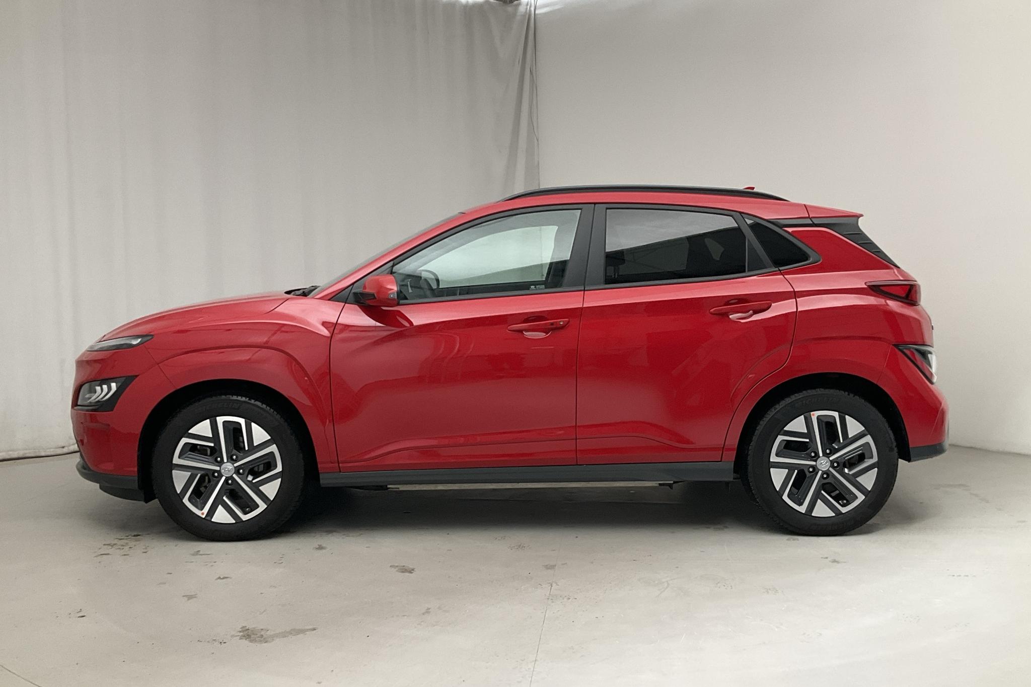 Hyundai kona electric 39 2024 kwh range