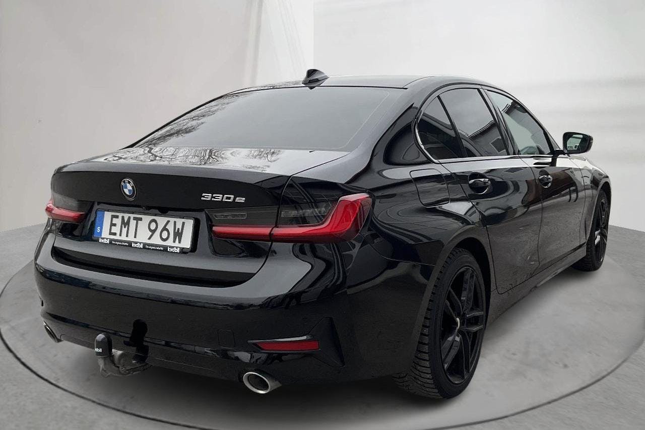used-bmw-330e-sedan-g20-95-650-km-184-hp-135-kw-kvdcars