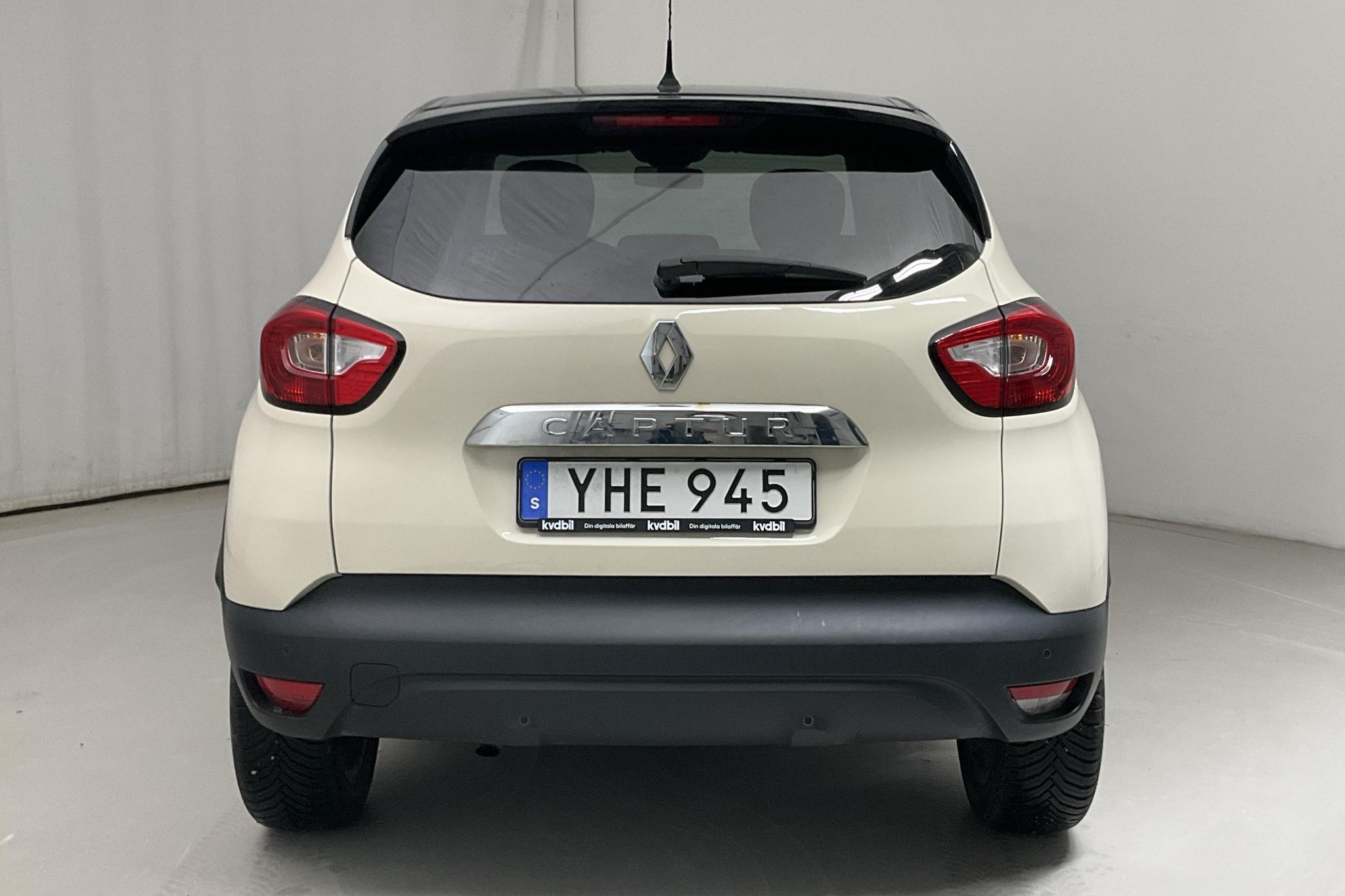 Renault Captur 0.9 TCe (90hk) - 11 130 mil - Manuell - 2017