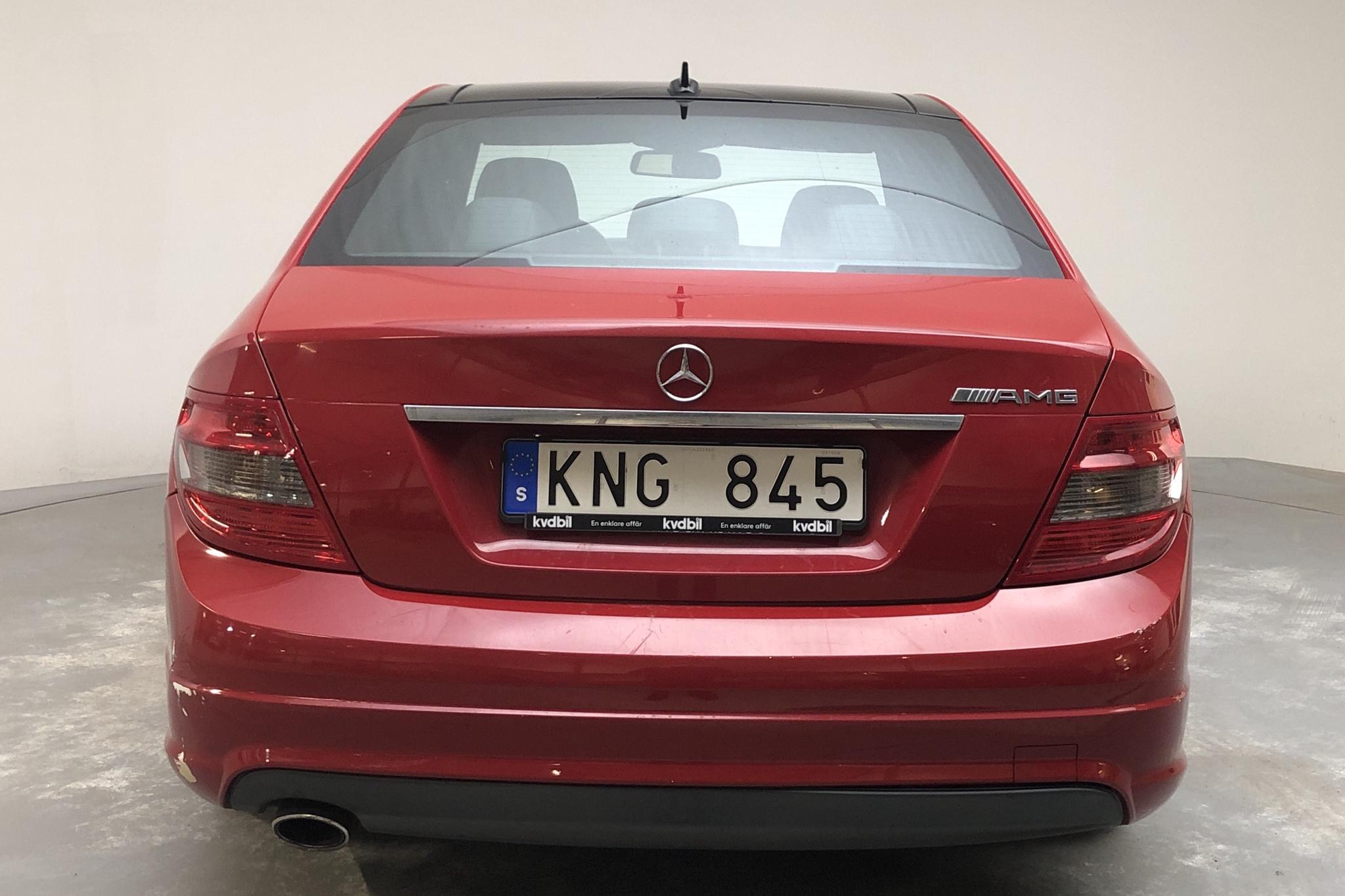 Mercedes C 200 CDI W204 (136hk) - 173 990 km - Automaatne - Light Red - 2010