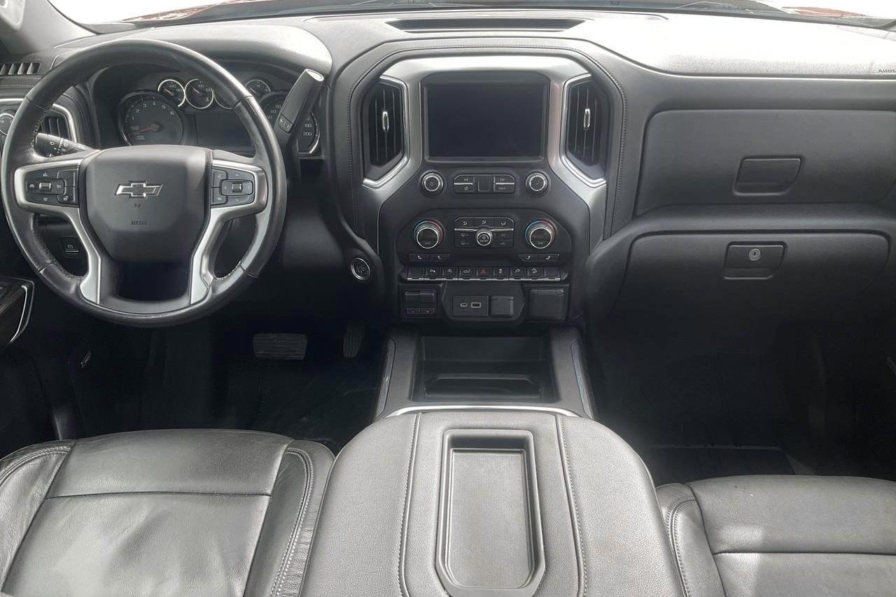 Chevrolet Silverado 1500 Crew Cab 4WD (360hk) - 88 590 km - Automatic - red - 2019