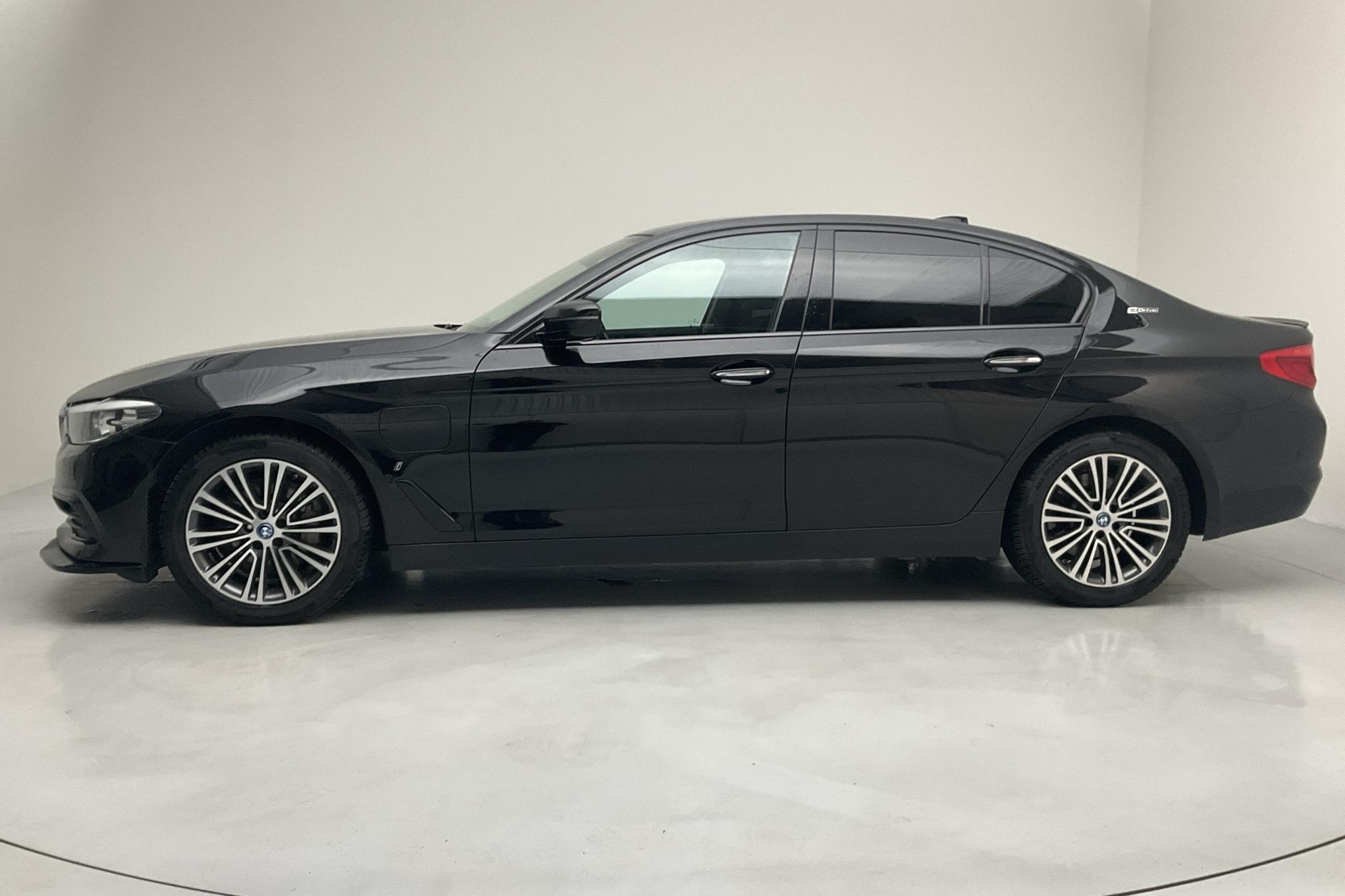 BMW 530e iPerformance Sedan, G30 (252hk) - 104 450 km - Automatic - black - 2018