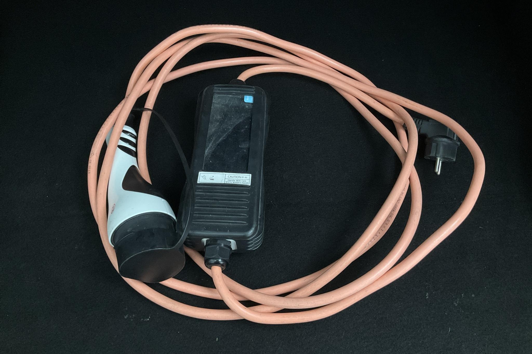KIA Niro Plug-in Hybrid 1.6 (141hk) - 7 676 mil - Automat - svart - 2018