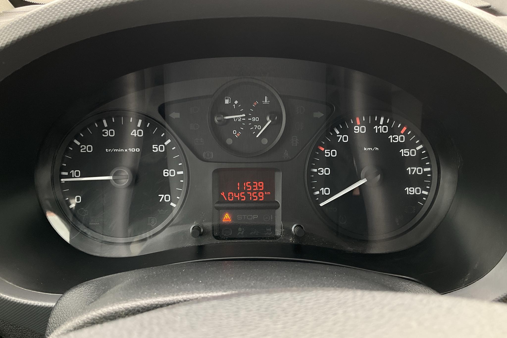 Peugeot Partner 1.6 BlueHDI Skåp (100hk) - 4 576 mil - Manuell - grön - 2018
