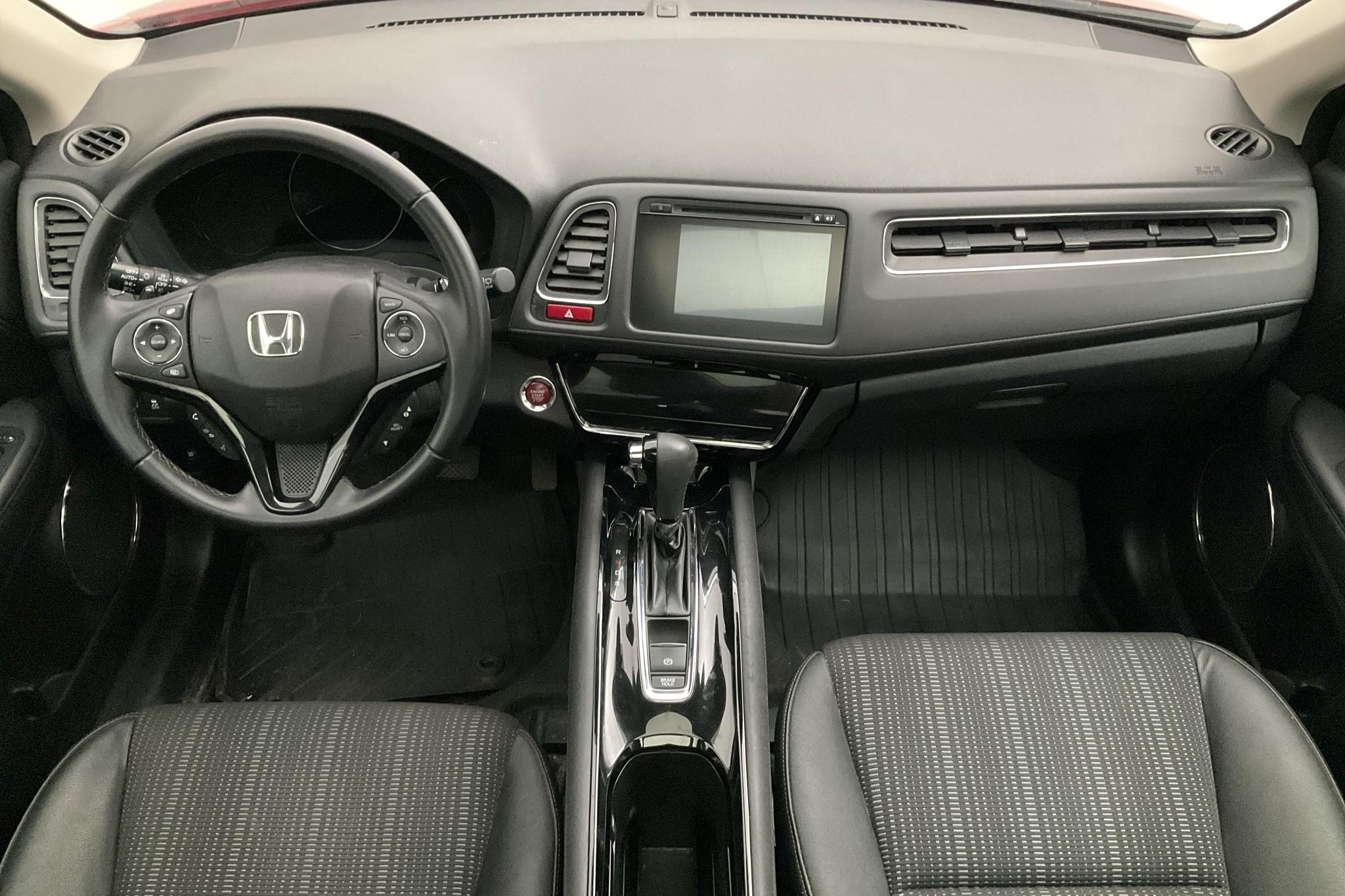 Honda HR-V 1.5 2WD (130hk) - 34 440 km - Automatyczna - czerwony - 2017