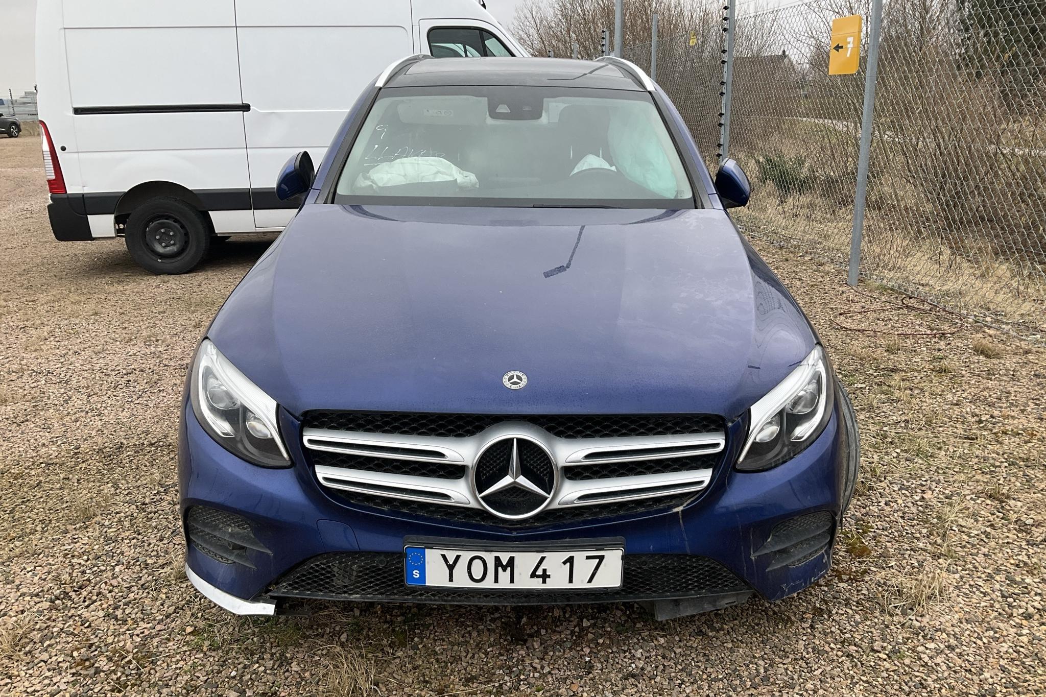Mercedes GLC 220 d 4MATIC X253 (170hk) - 0 km - Automatyczna - niebieski - 2018