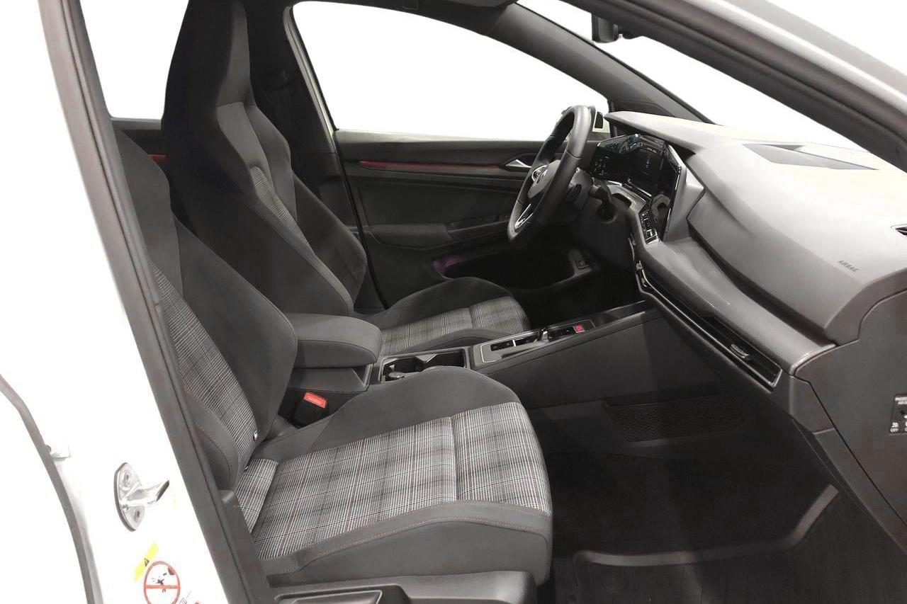 VW Golf VIII 1.4 eHybrid 5dr (204hk) - 96 690 km - Automatyczna - biały - 2021