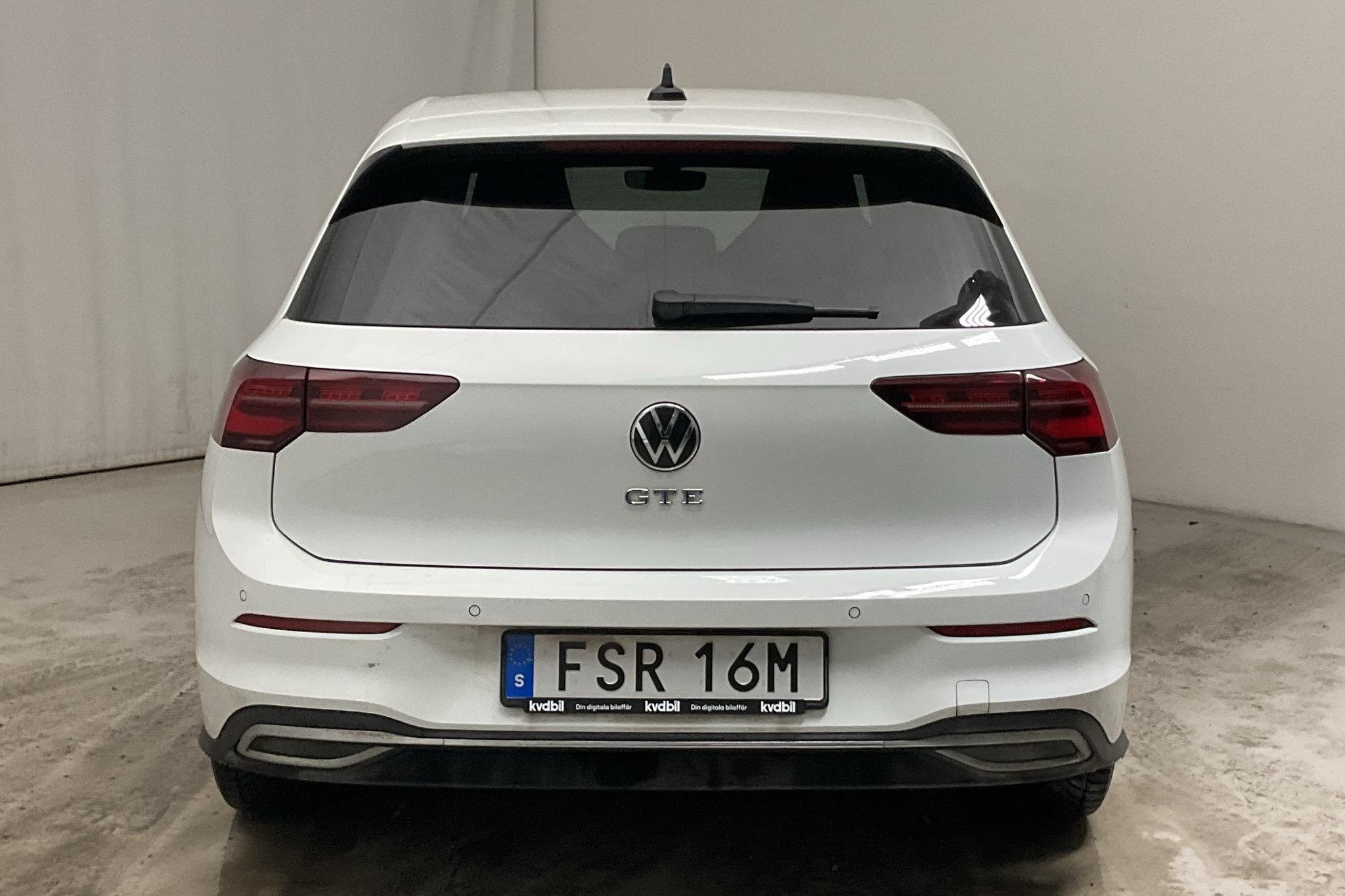VW Golf VIII 1.4 eHybrid 5dr (204hk) - 69 860 km - Automatic - white - 2021