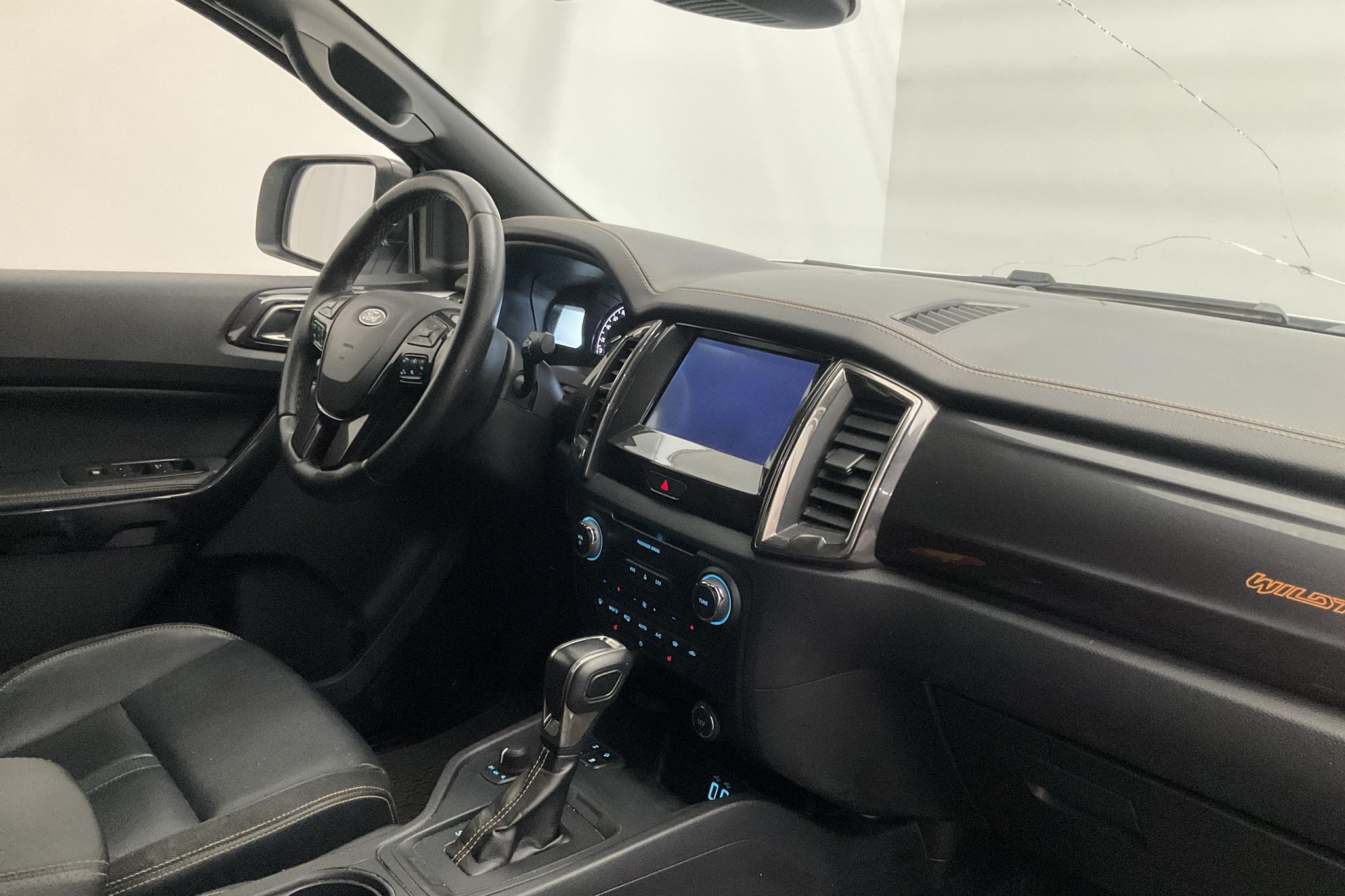 Ford Ranger 2.0 TDCi 4WD (213hk) - 8 720 mil - Automat - vit - 2020