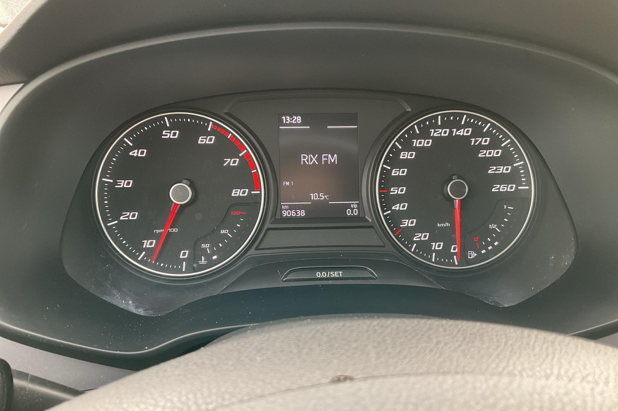 Seat Leon 1.2 TSI ST (110hk) - 9 064 mil - Manuell - silver - 2018
