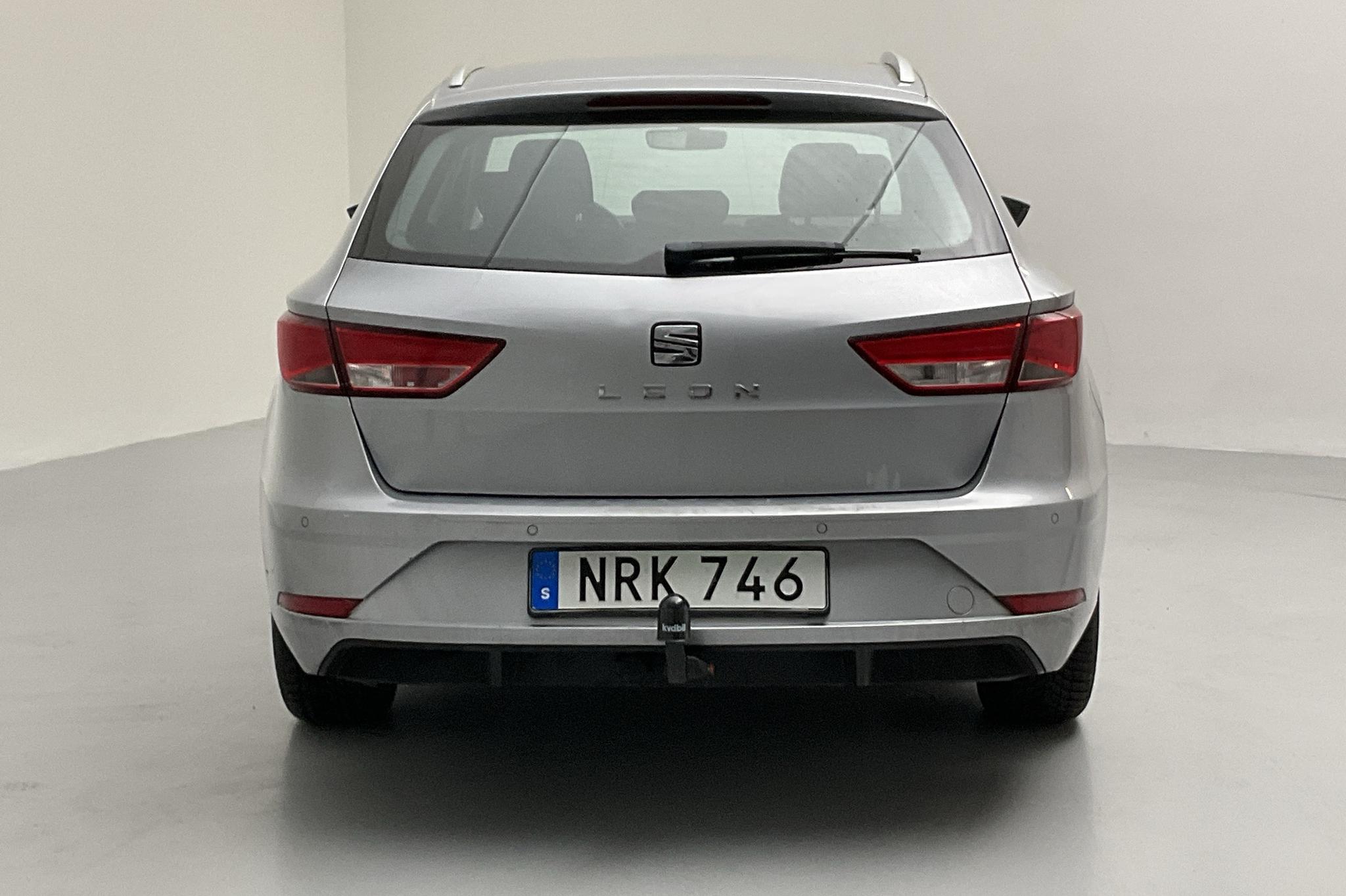 Seat Leon 1.2 TSI ST (110hk) - 9 064 mil - Manuell - silver - 2018