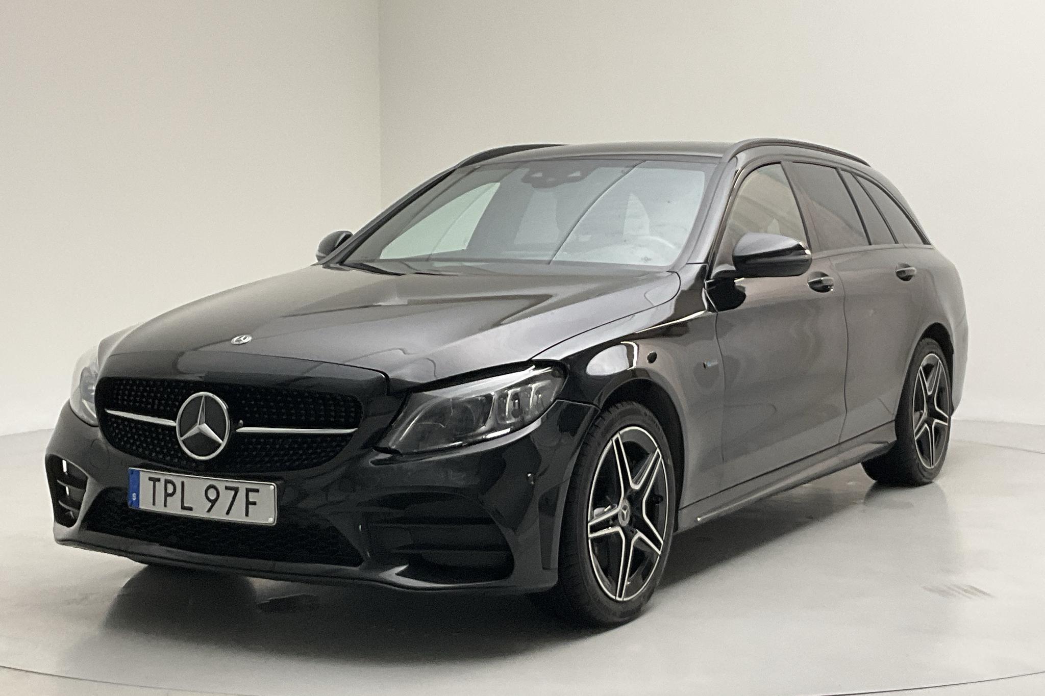 Mercedes C 300 e Kombi S205 (320hk) - 45 570 km - Automatic - black - 2021