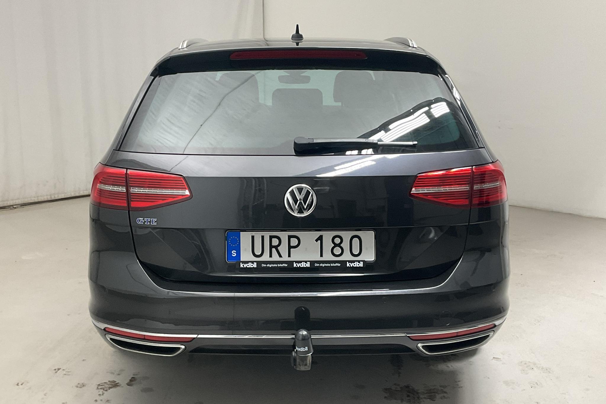 VW Passat 1.4 Plug-in-Hybrid Sportscombi (218hk) - 88 070 km - Automatic - Dark Grey - 2018