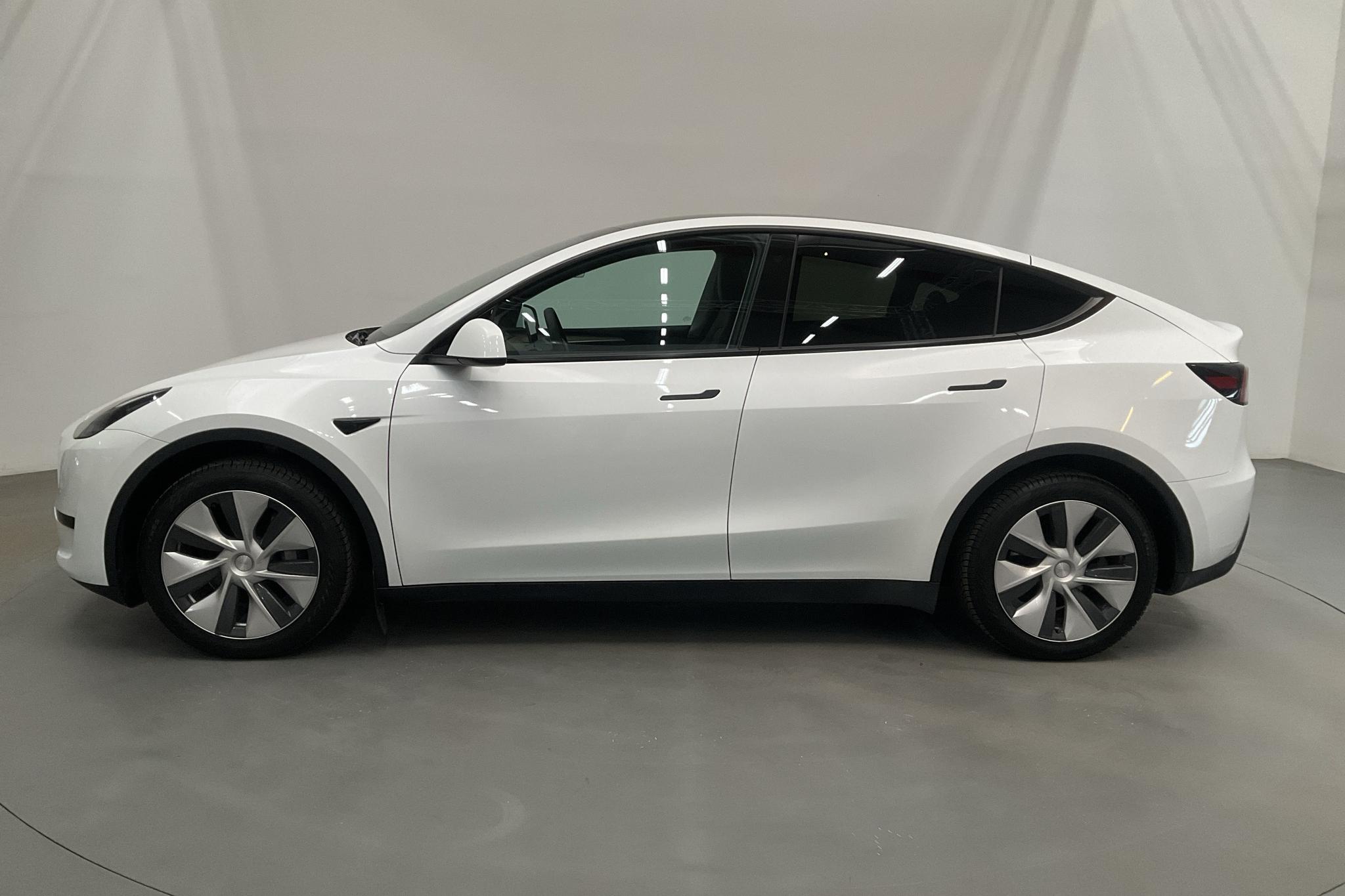 Tesla Model Y RWD - 16 970 km - Automatic - white - 2023