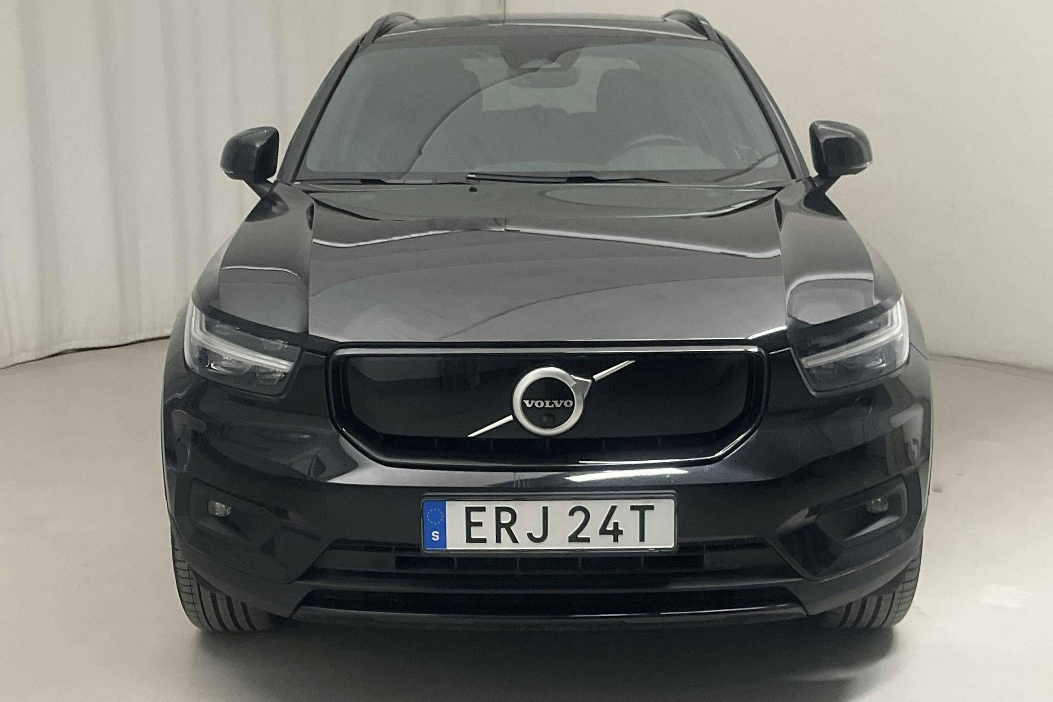 Used Volvo P8 Recharge Twin AWD 66 700 km kvdcars