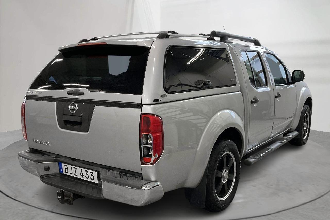 Nissan Navara 3.0 dCi V6 (231hk) - 250 010 km - Automaatne - hõbe - 2016