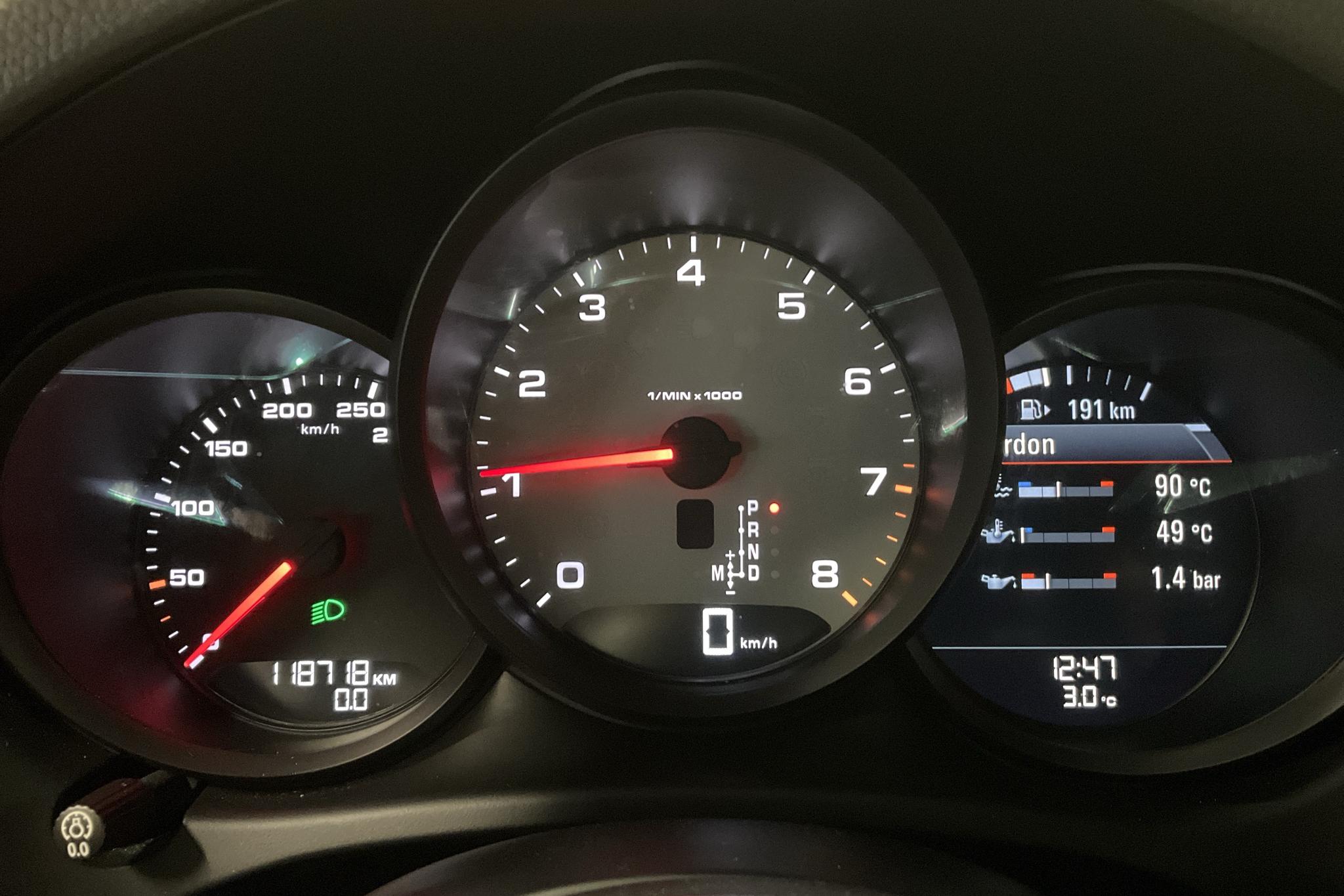 Porsche Macan S (354hk) - 118 720 km - Automatic - Dark Grey - 2020