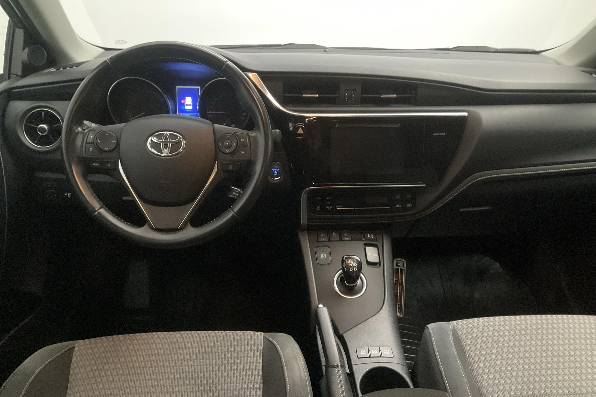 Toyota Auris 1.8 HSD Touring Sports (99hk) - 8 127 mil - Automat - Dark Grey - 2017