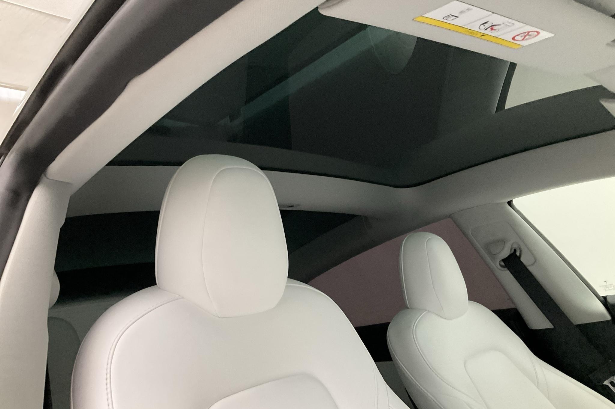Tesla Model 3 Performance AWD - 56 920 km - Automatic - gray - 2020