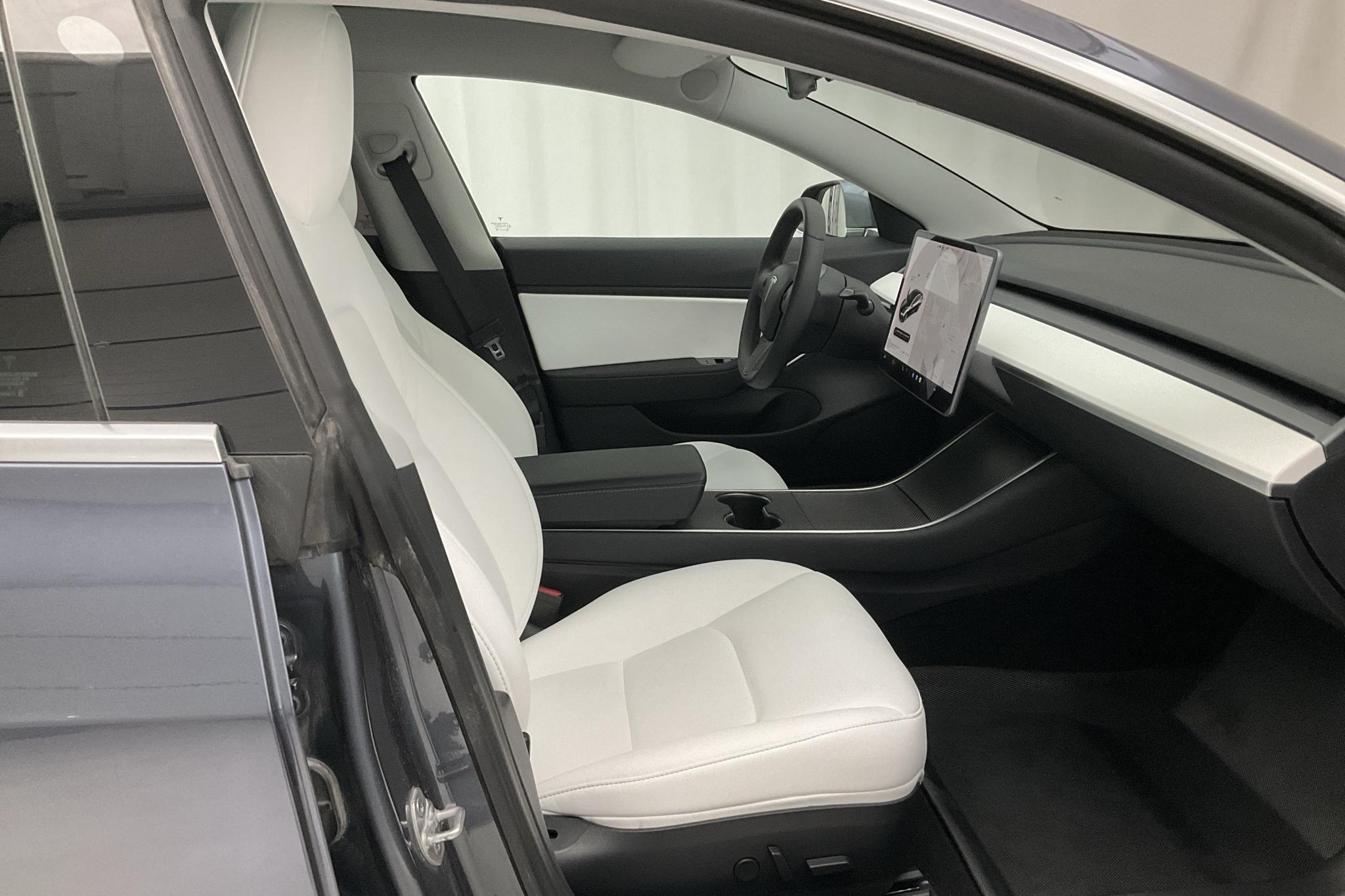 Tesla Model 3 Performance AWD - 5 692 mil - Automat - grå - 2020