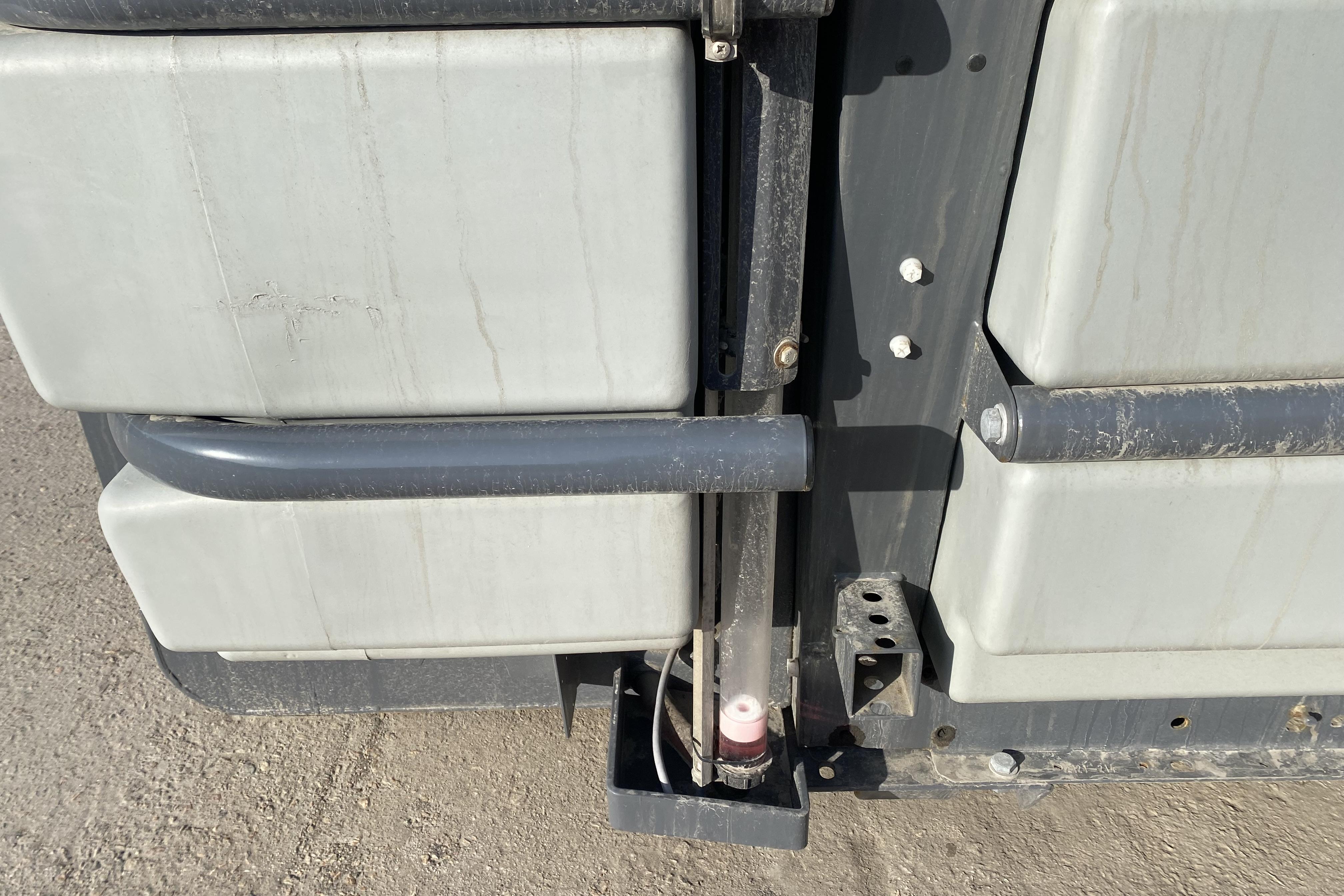 Epoke SH4902 sidovinge till lastbil + saltlakebehållare/spridare på lastväxlarram - 0 km