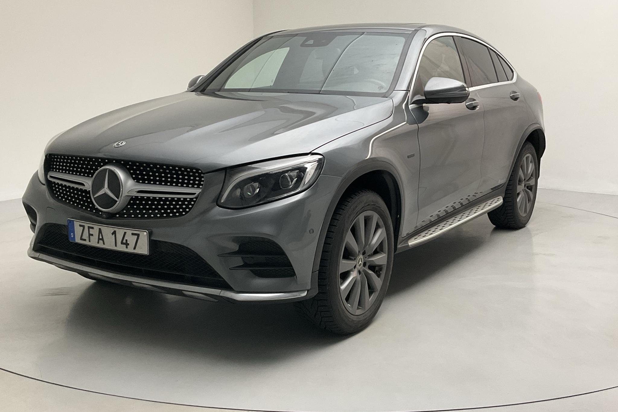 Mercedes GLC 350 e 4MATIC Coupé C253 (327hk) - 113 900 km - Automatic - gray - 2018