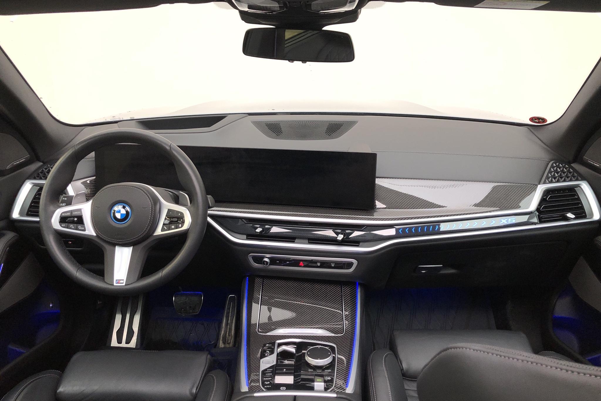 BMW X5 xDrive50e LCI, G05 (489hk) - 29 270 km - Automatic - gray - 2024