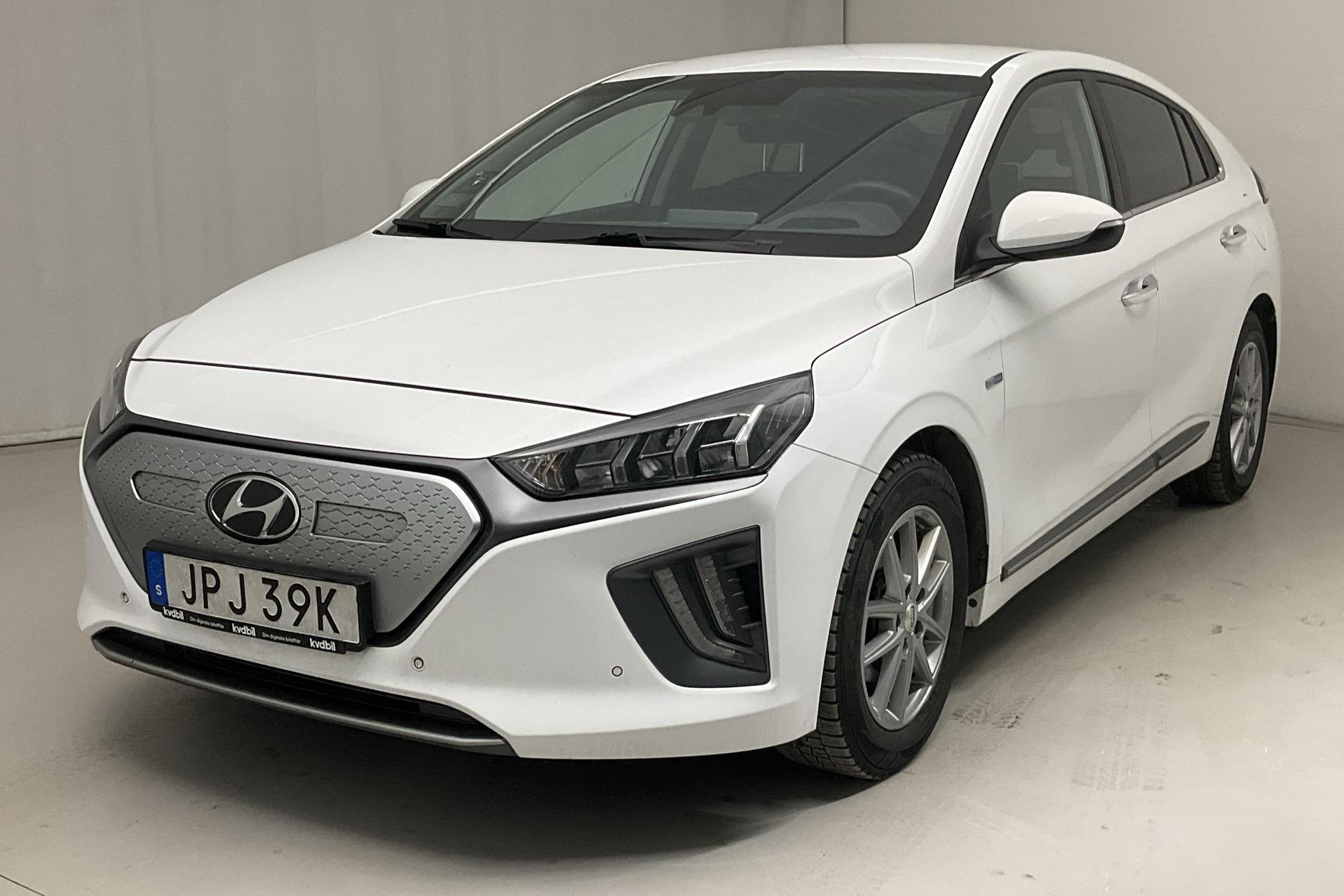 Hyundai IONIQ Electric (136hk) - 59 410 km - Automatic - white - 2020