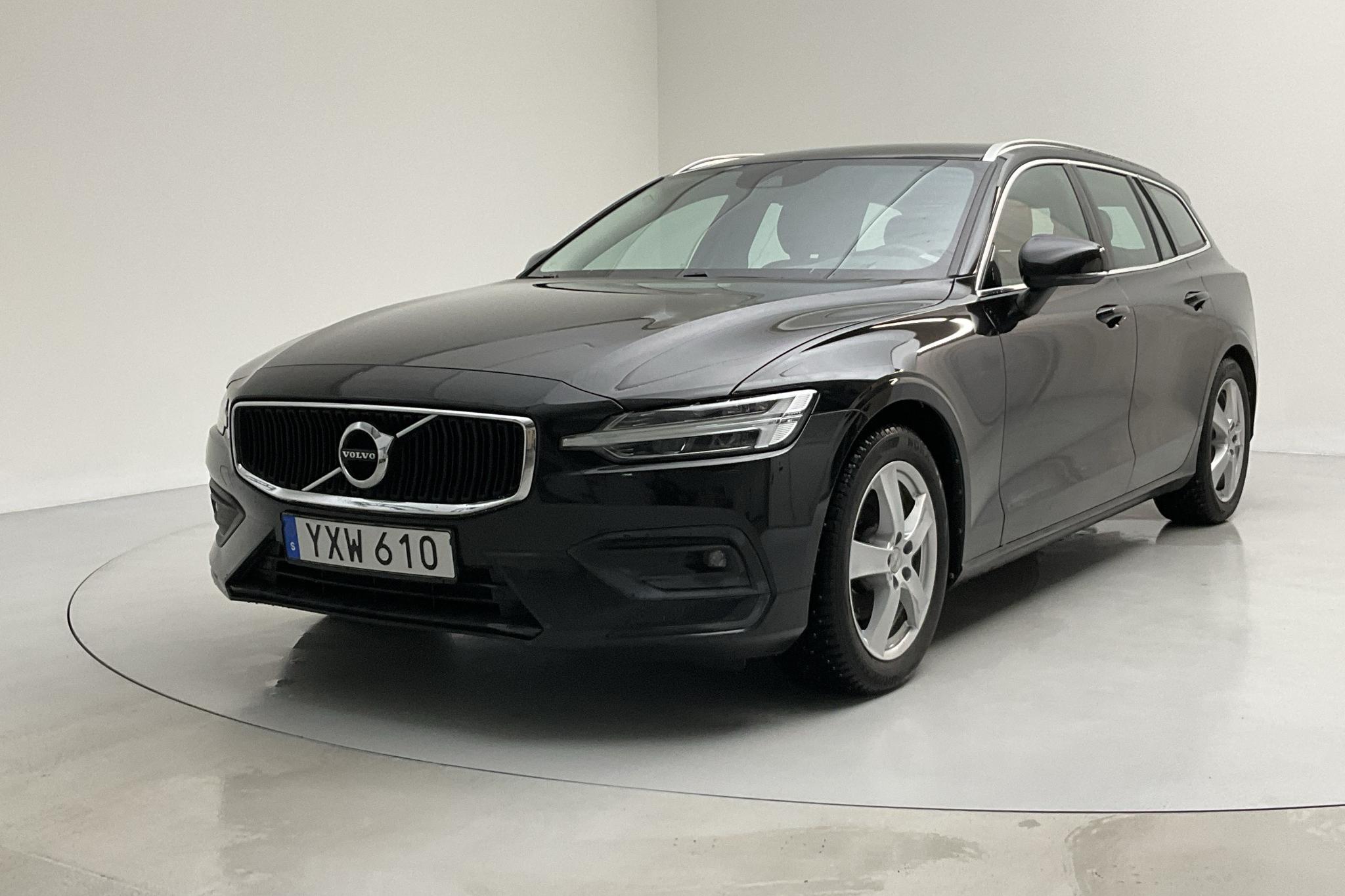 Volvo V60 D3 (150hk) - 131 230 km - Manual - black - 2019