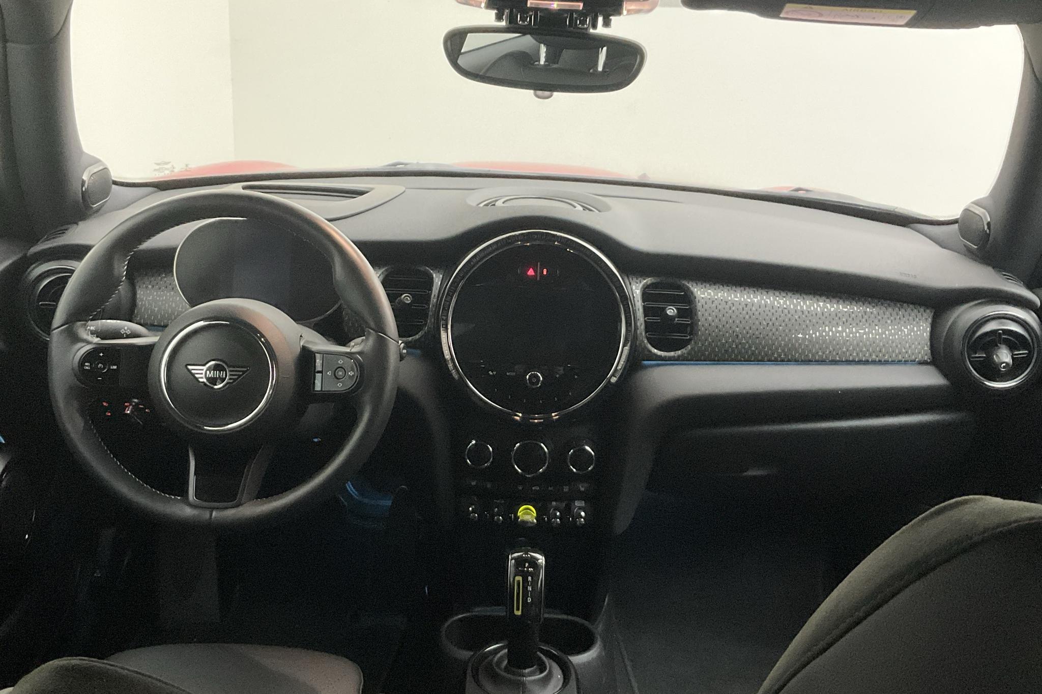 MINI Cooper SE, F56 LCI (184hk) - 28 380 km - Automaatne - punane - 2022
