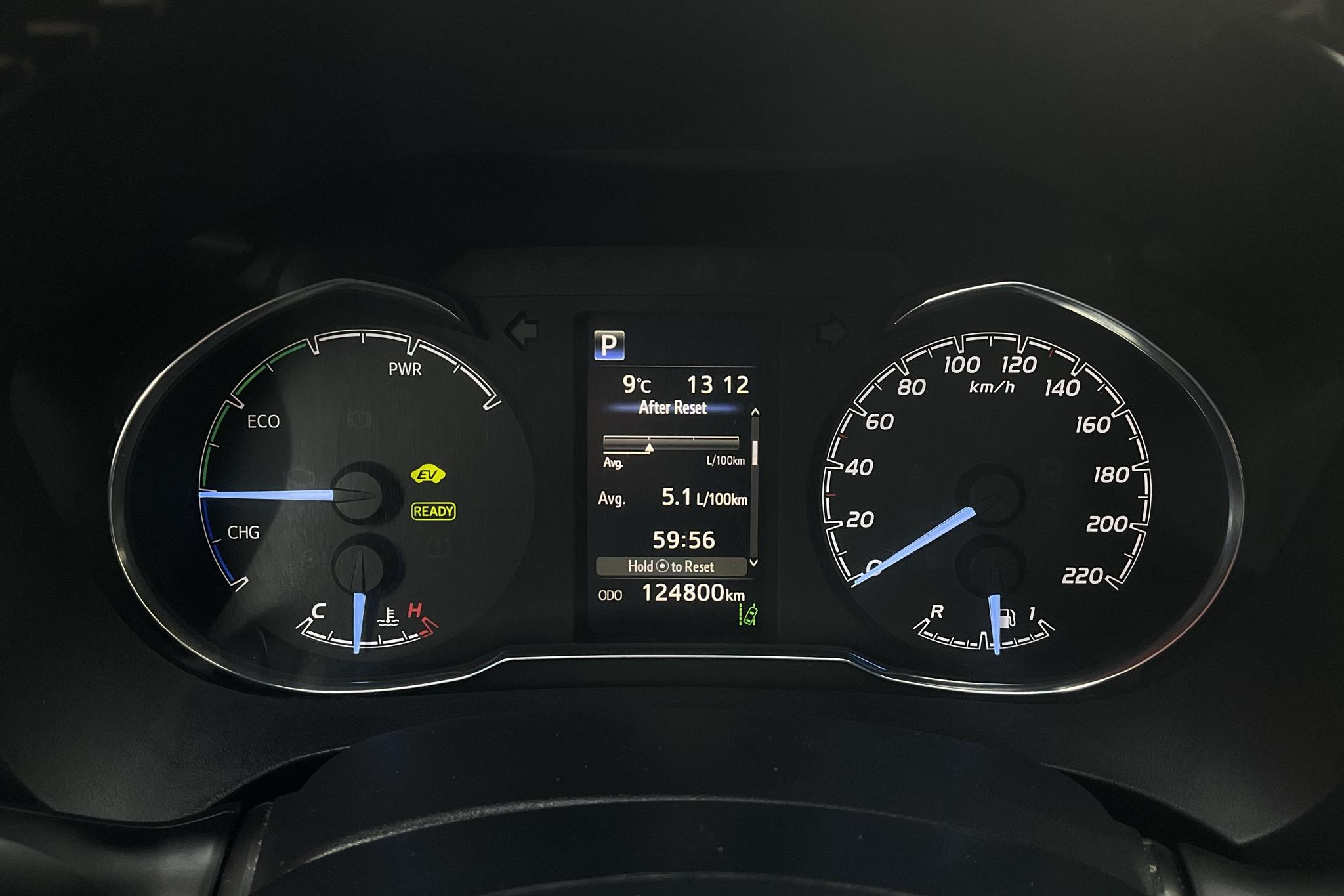 Toyota Yaris 1.5 Hybrid 5dr (101hk) - 124 800 km - Automatyczna - biały - 2019