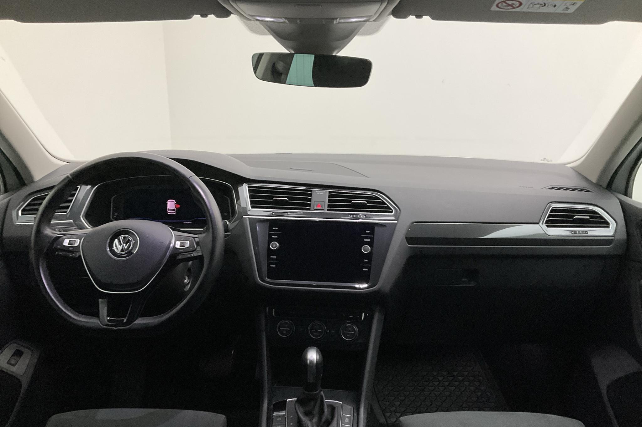 VW Tiguan 2.0 TDI 4MOTION (190hk) - 8 547 mil - Automat - vit - 2020