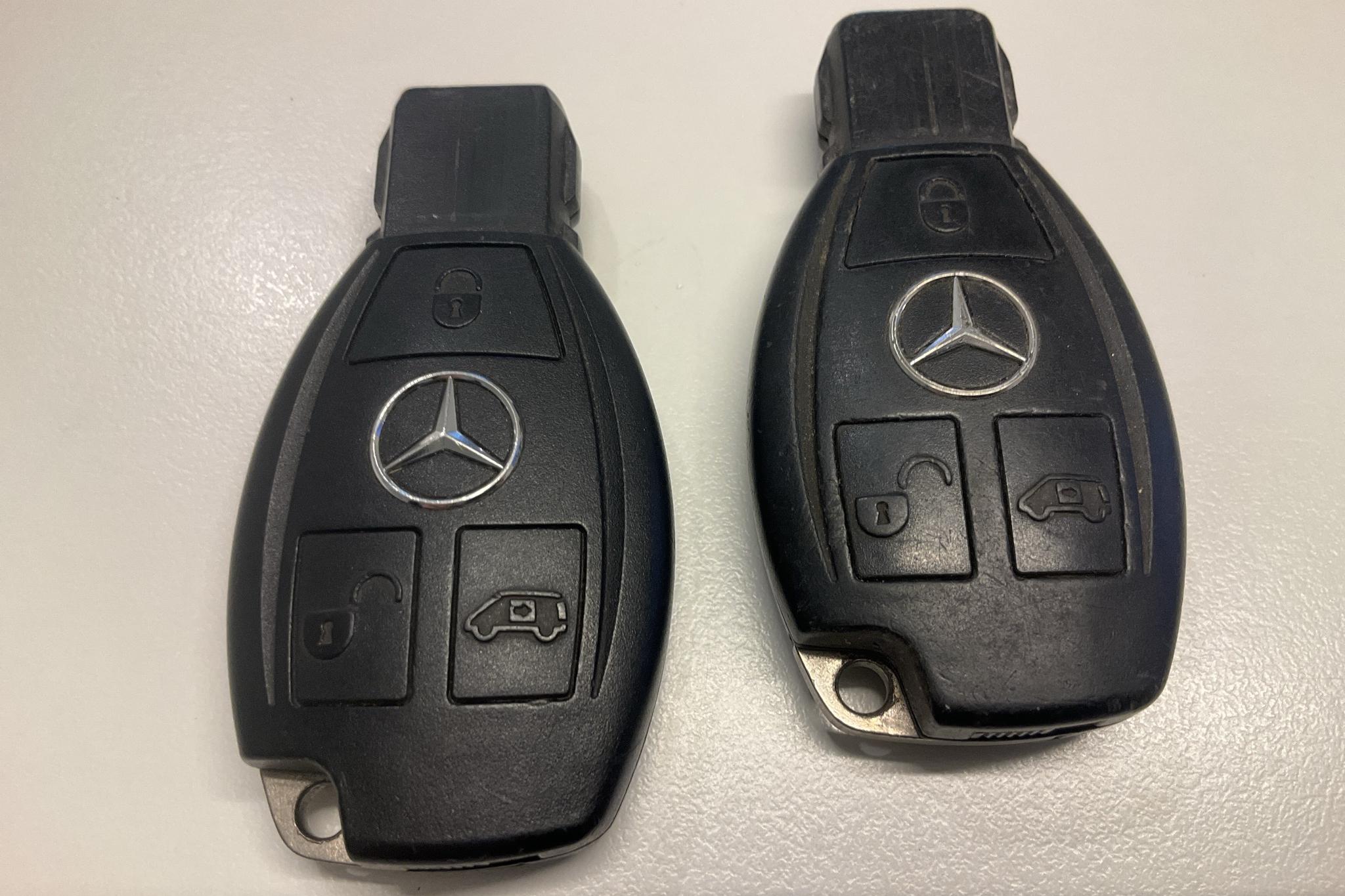 Mercedes Sprinter 213 CDI (129hk) - 24 226 mil - Manuell - silver - 2014