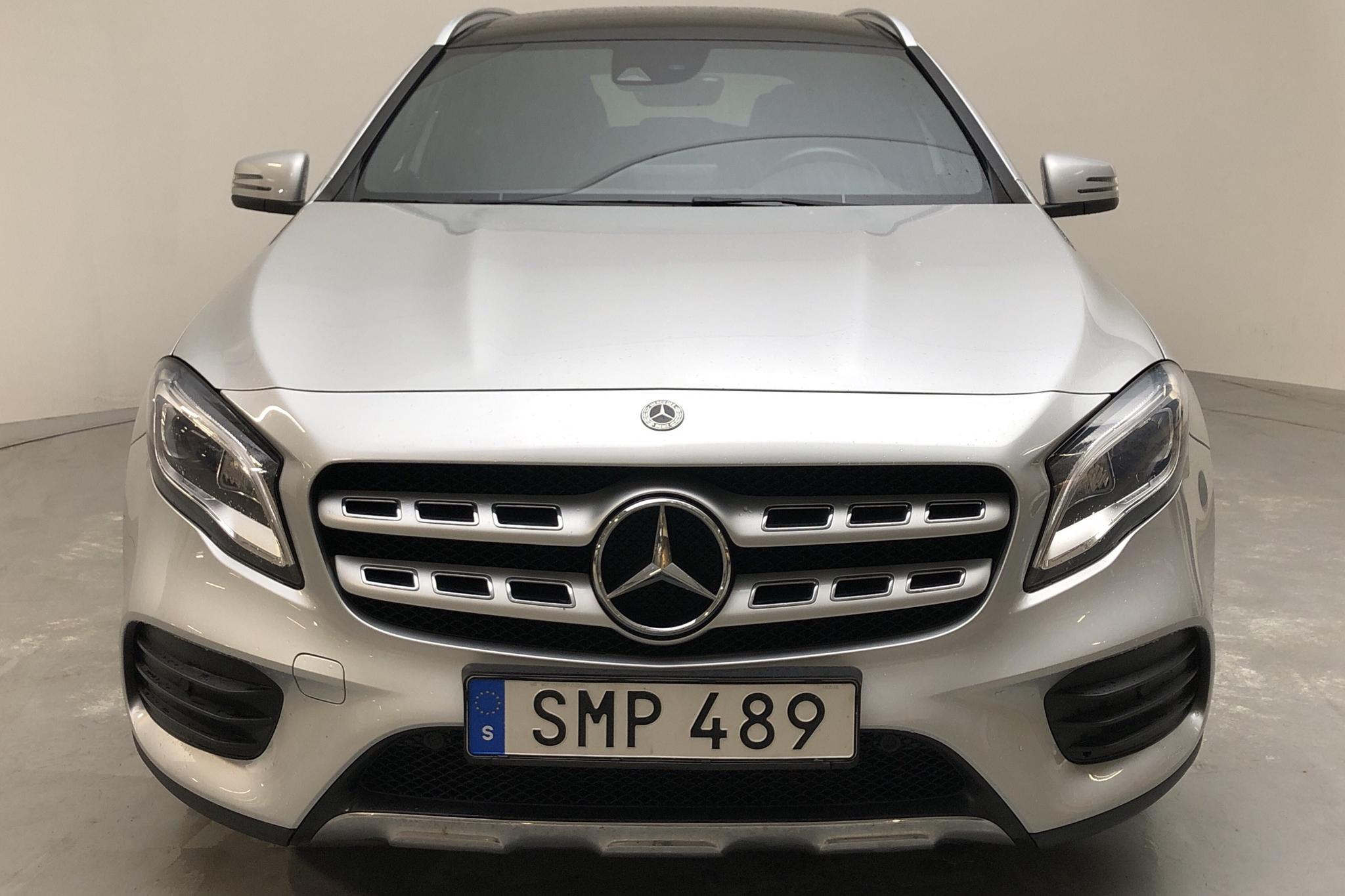 Mercedes GLA 220 d 4MATIC X156 (170hk) - 7 292 mil - Automat - silver - 2018