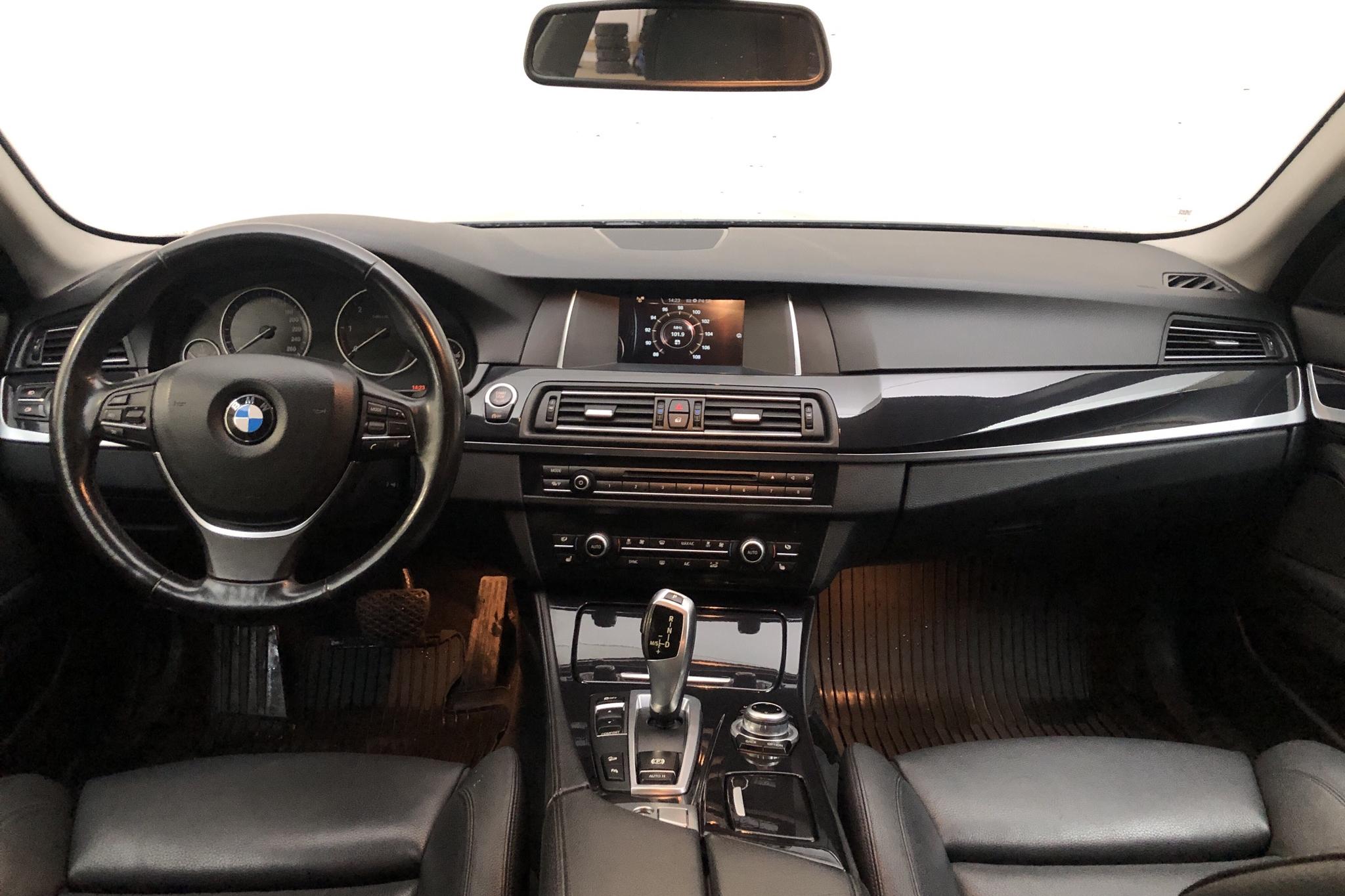 BMW 520d xDrive Touring, F11 (190hk) - 204 980 km - Automatic - black - 2016