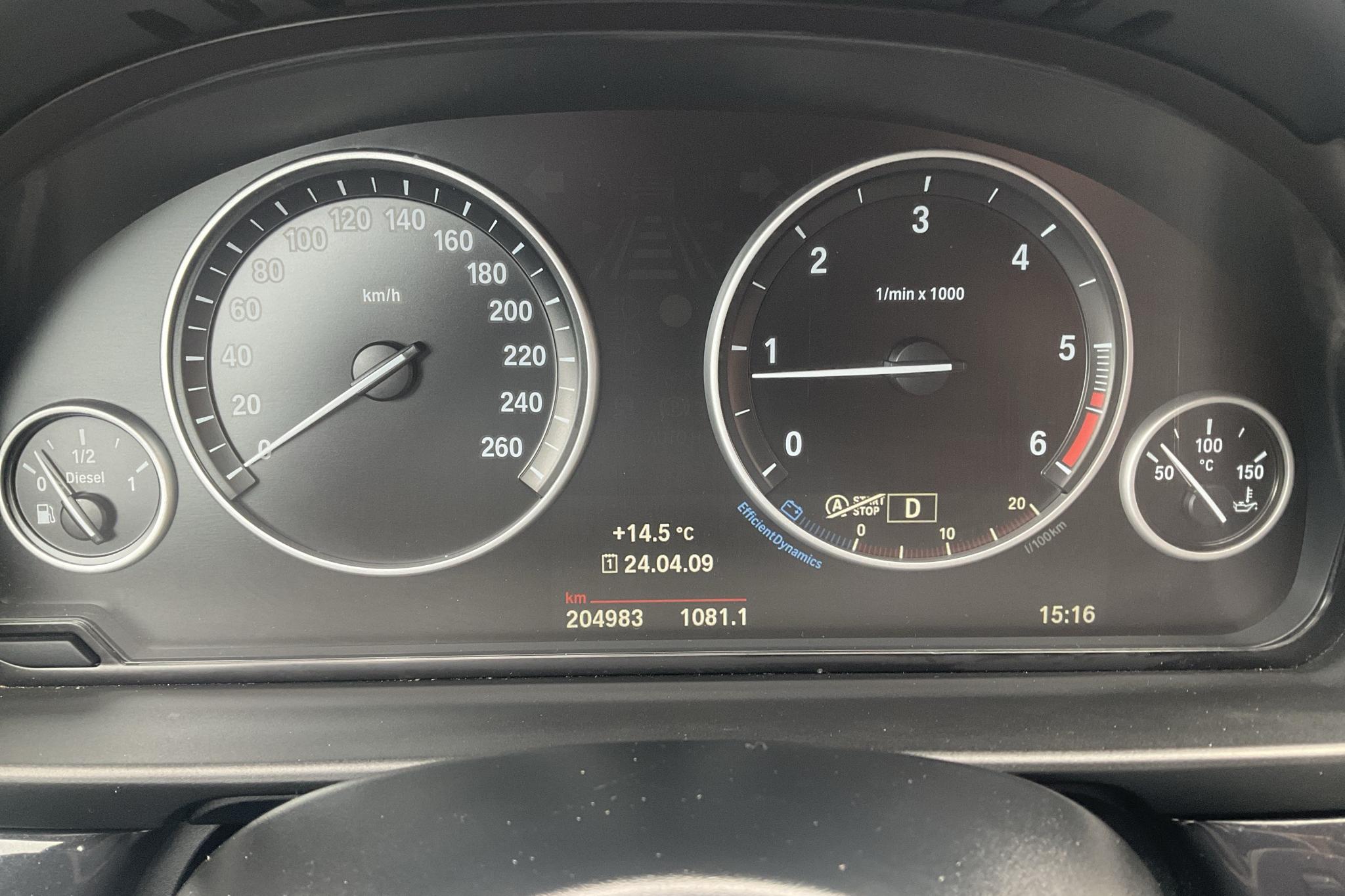 BMW 520d xDrive Touring, F11 (190hk) - 204 980 km - Automaattinen - musta - 2016