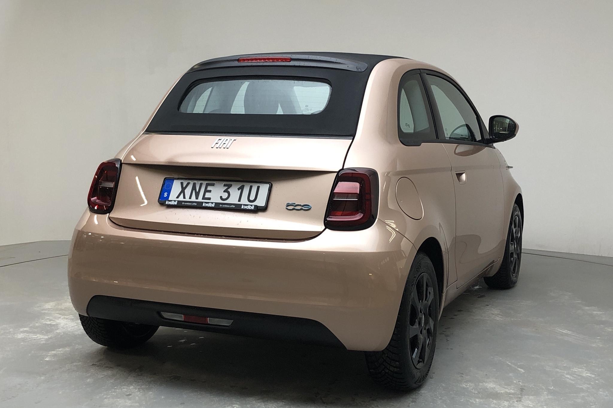 Fiat 500e Cabriolet (118hk) - 27 mil - Automat - röd - 2022