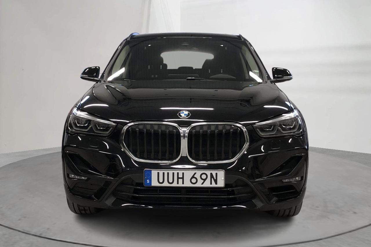BMW X1 xDrive25e 9,7 kWh LCI, F48 (220hk) - 57 190 km - Automatyczna - czarny - 2021