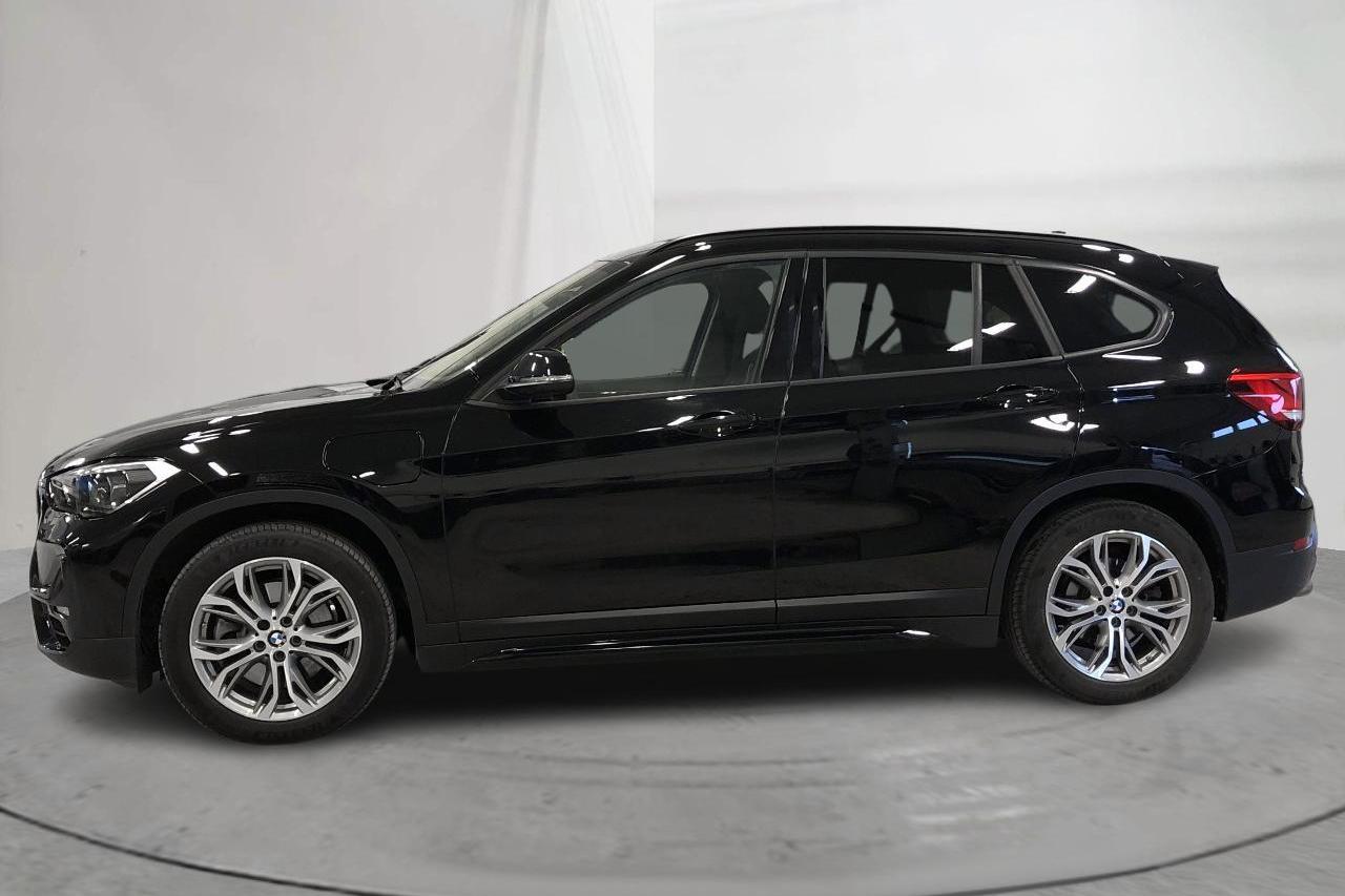 BMW X1 xDrive25e 9,7 kWh LCI, F48 (220hk) - 5 719 mil - Automat - svart - 2021