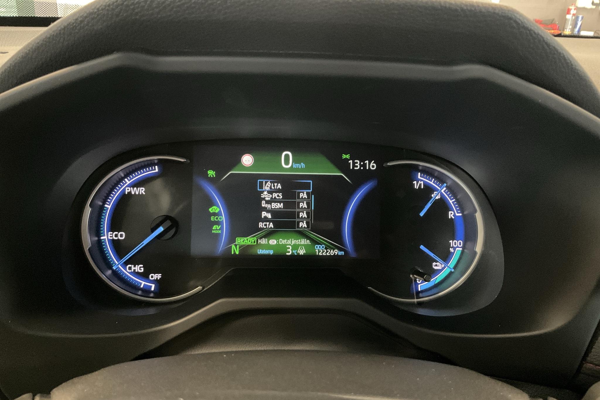 Toyota RAV4 2.5 Plug-in Hybrid AWD (306hk) - 122 270 km - Automatic - gray - 2021