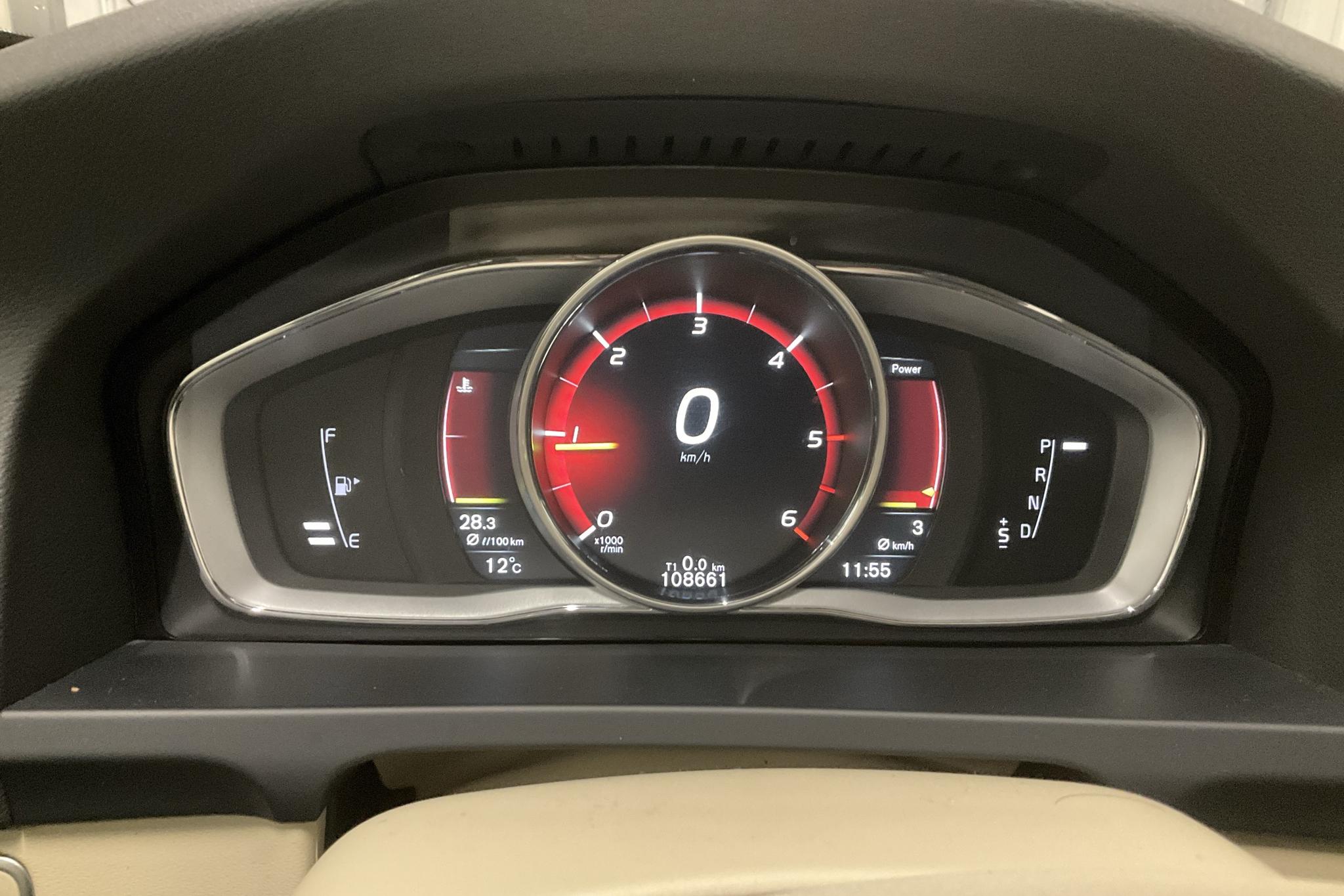 Volvo V60 D3 (150hk) - 108 670 km - Automatic - black - 2018