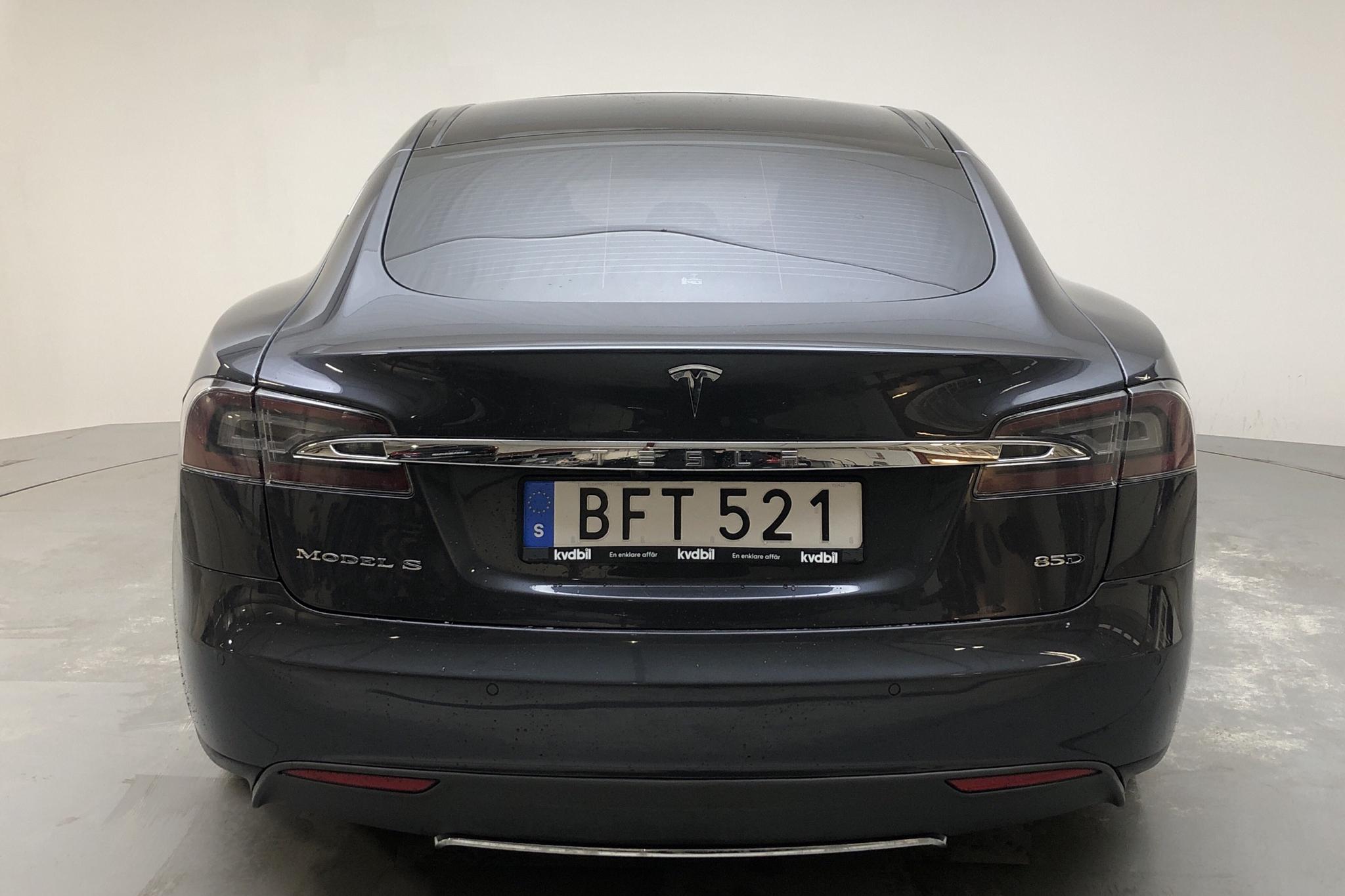 Tesla Model S 85D - 15 831 mil - Automat - grå - 2015