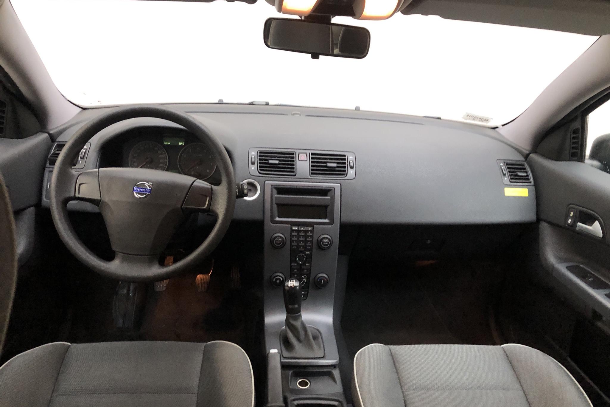 Volvo C30 1.8 Flexifuel (125hk) - 132 290 km - Manual - black - 2007