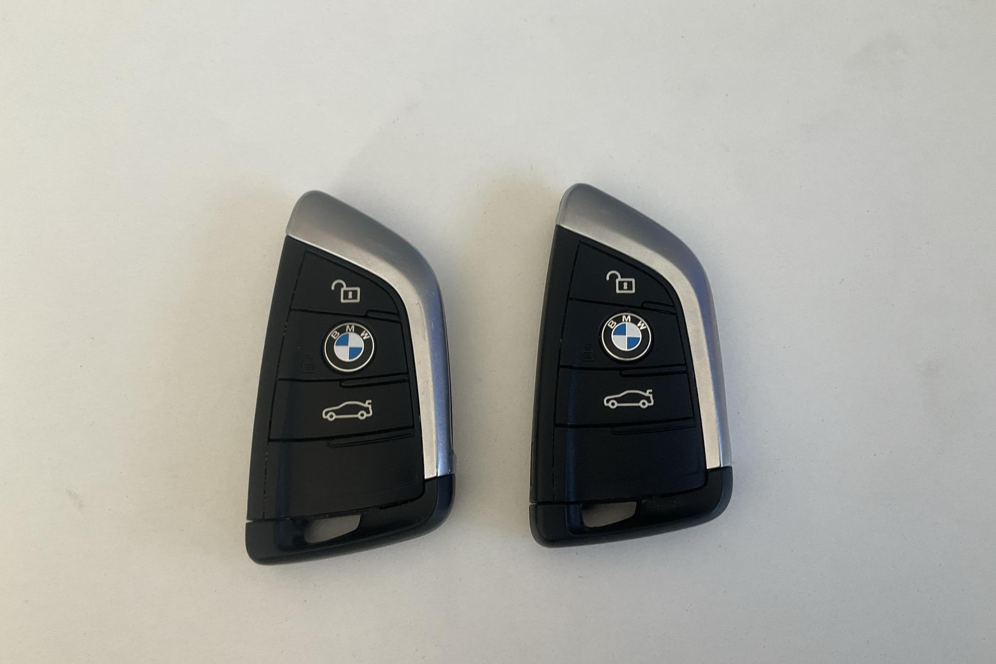 BMW 225xe Active Tourer LCI, F45 (224hk) - 6 793 mil - Automat - vit - 2019