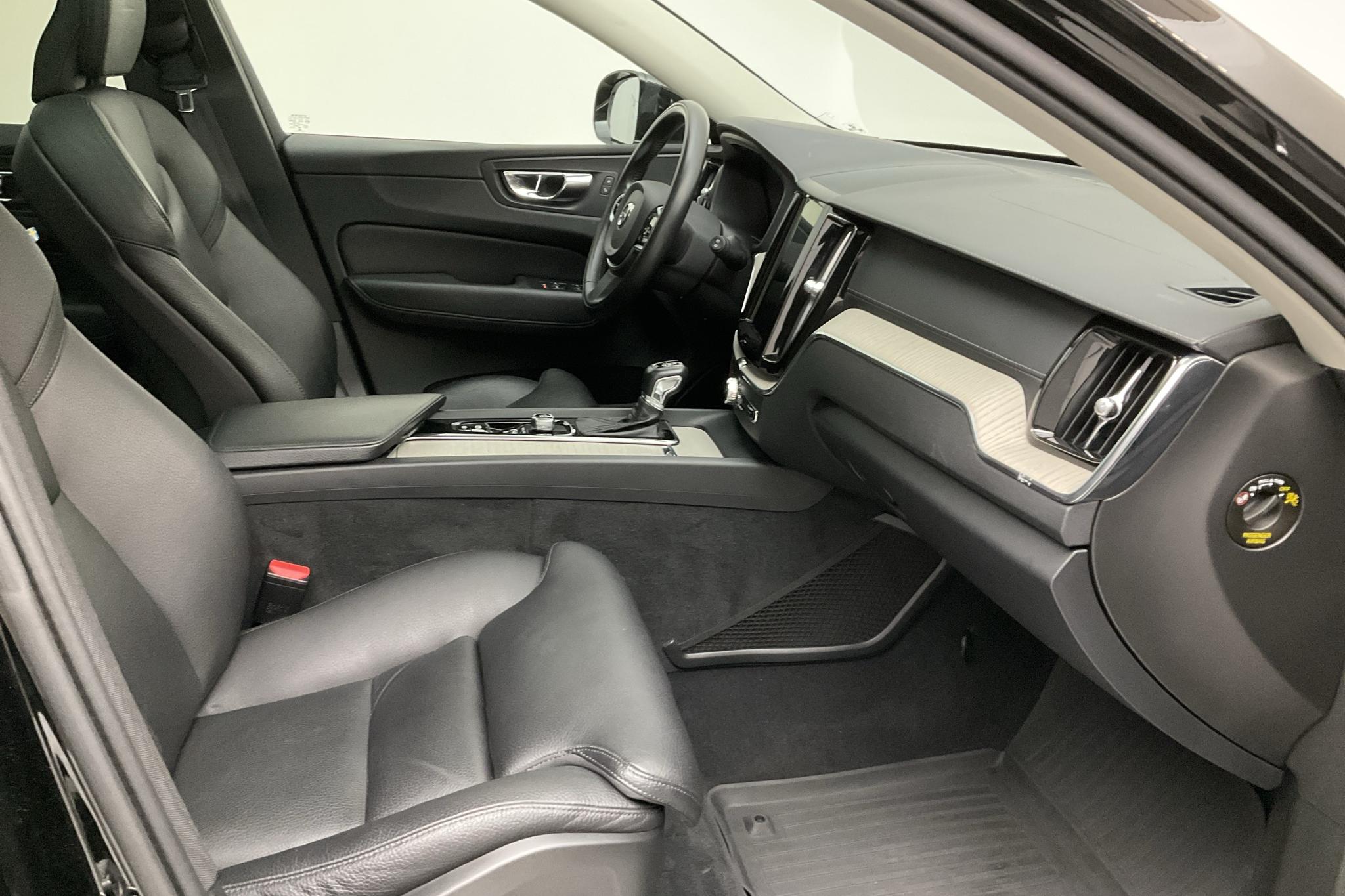 Volvo XC60 T5 AWD (250hk) - 74 040 km - Automaattinen - musta - 2019