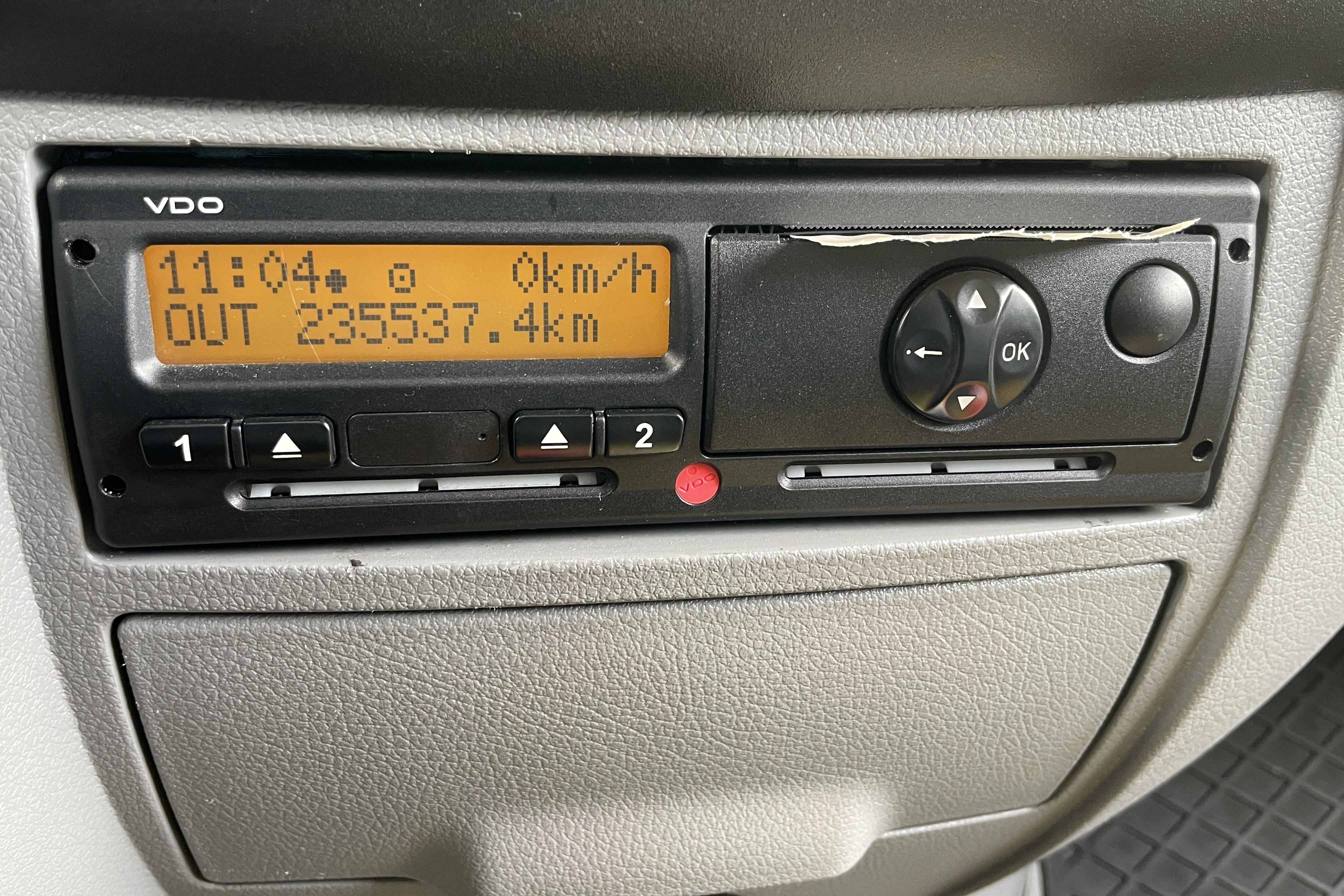 Mercedes Sprinter 516 CDI (163hk) - 235 537 km - Manuell - gul - 2014
