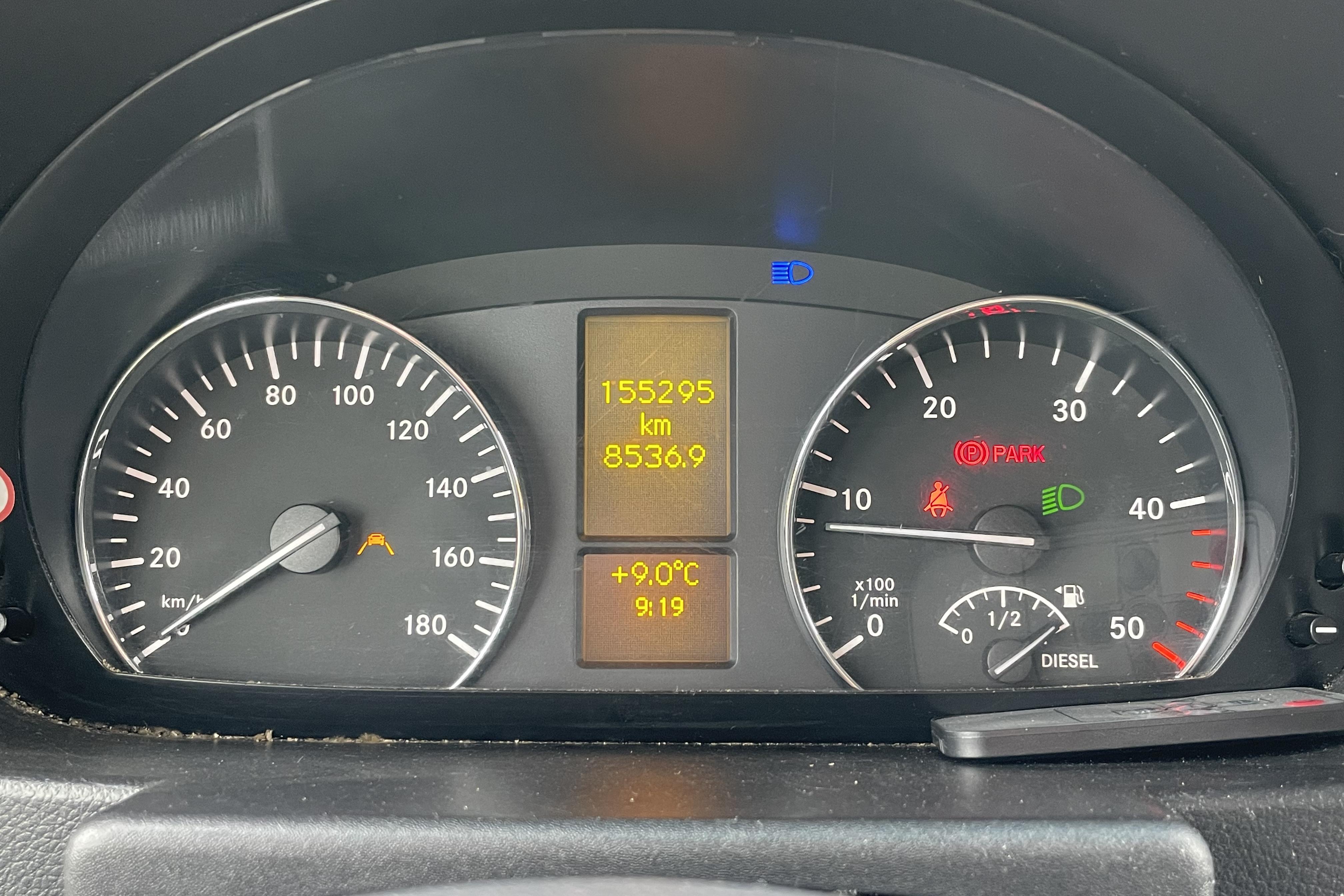 Mercedes Sprinter 516 CDI (163hk) - 155 295 km - Manuell - gul - 2018