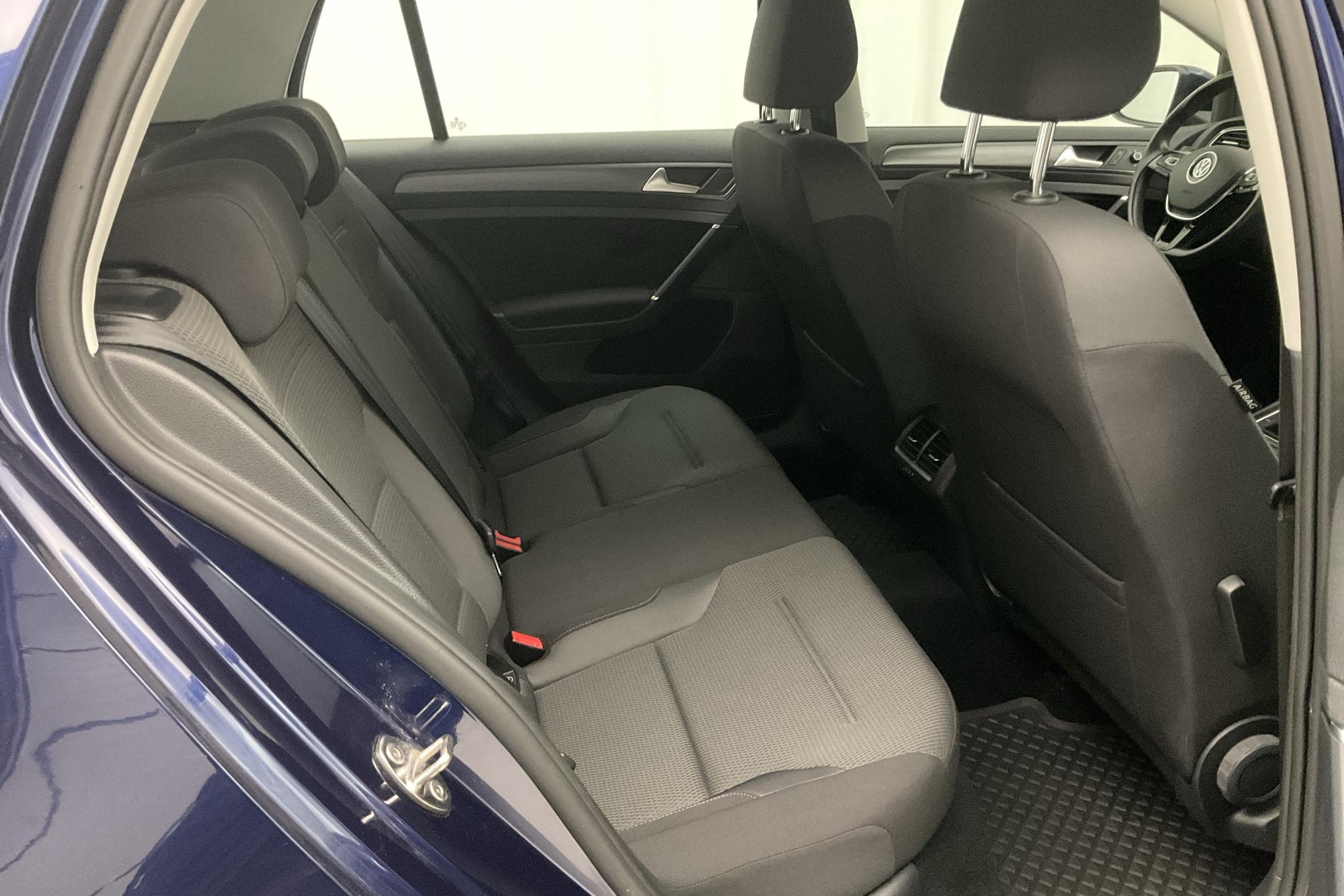 VW Golf VII 1.0 TSI 5dr (110hk) - 7 572 mil - Manuell - Dark Blue - 2017