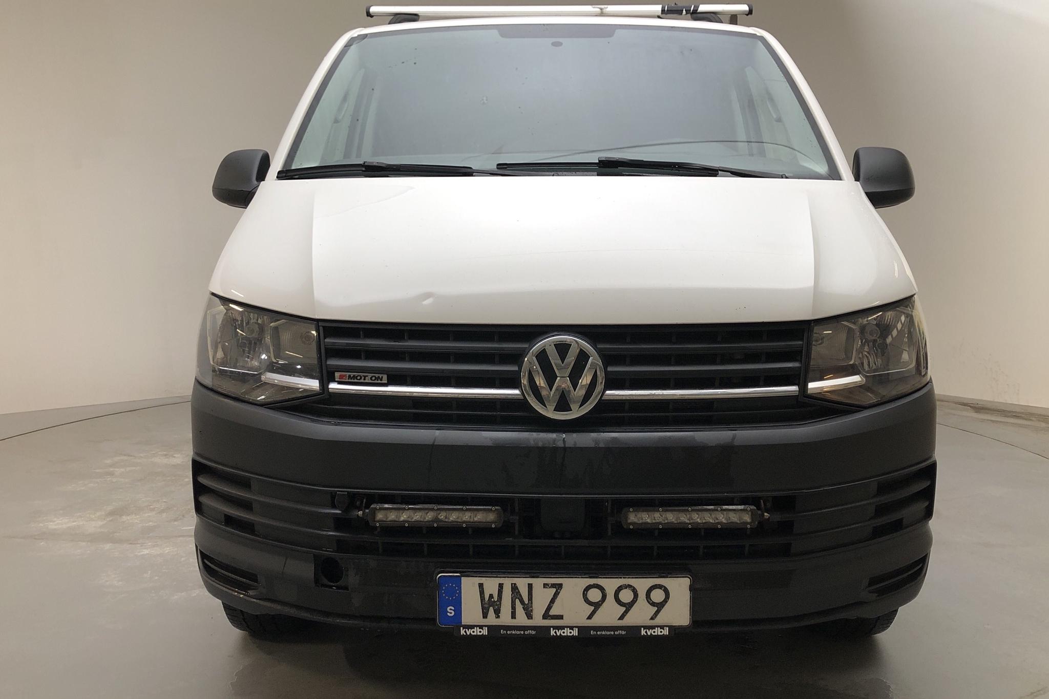 VW Transporter Kombi T6 2.0 TDI BMT Skåp 4MOTION (150hk) - 22 067 mil - Manuell - vit - 2018
